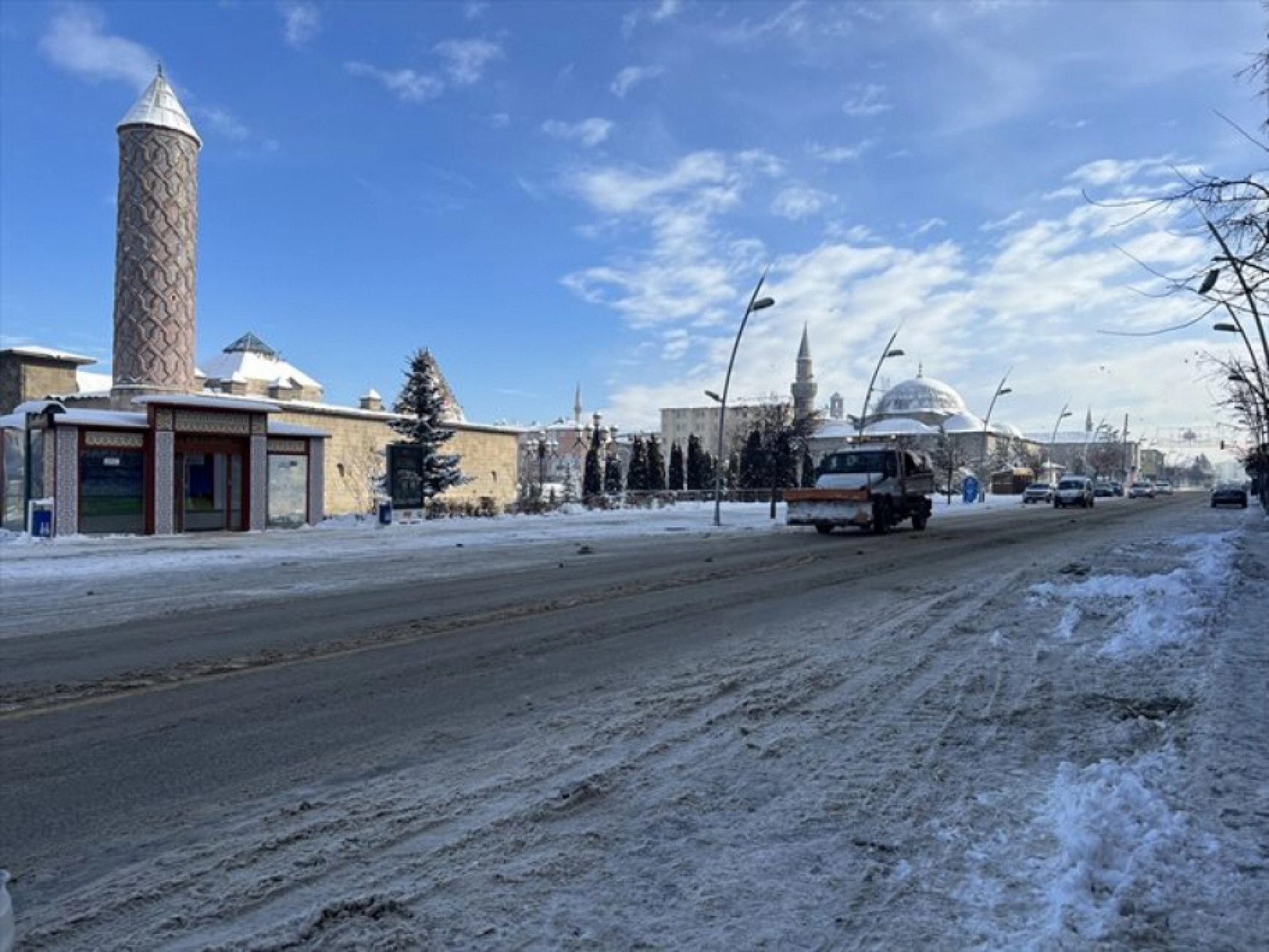 Erzurum, Kars, Ardahan, Ağrı ve Tunceli'de dondurucu soğuk etkili oluyor