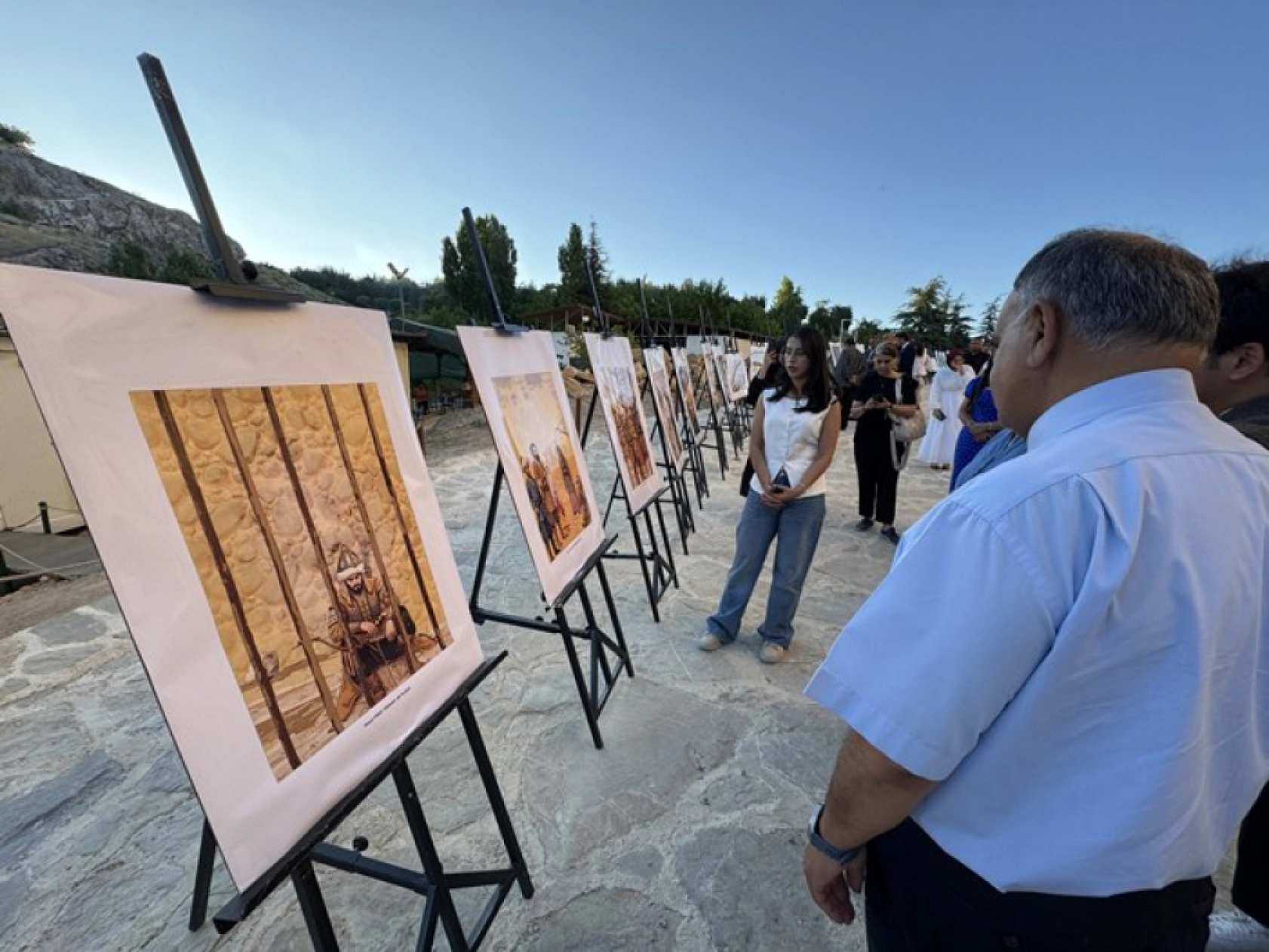 Harput Kalesi'nde Dijital Sanatla Dede Korkut Yolculuğu