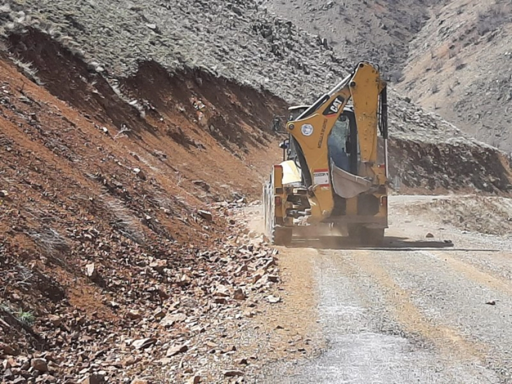 Kırsal Mahallelerde Ulaşım Altyapısı Güçlendiriliyor
