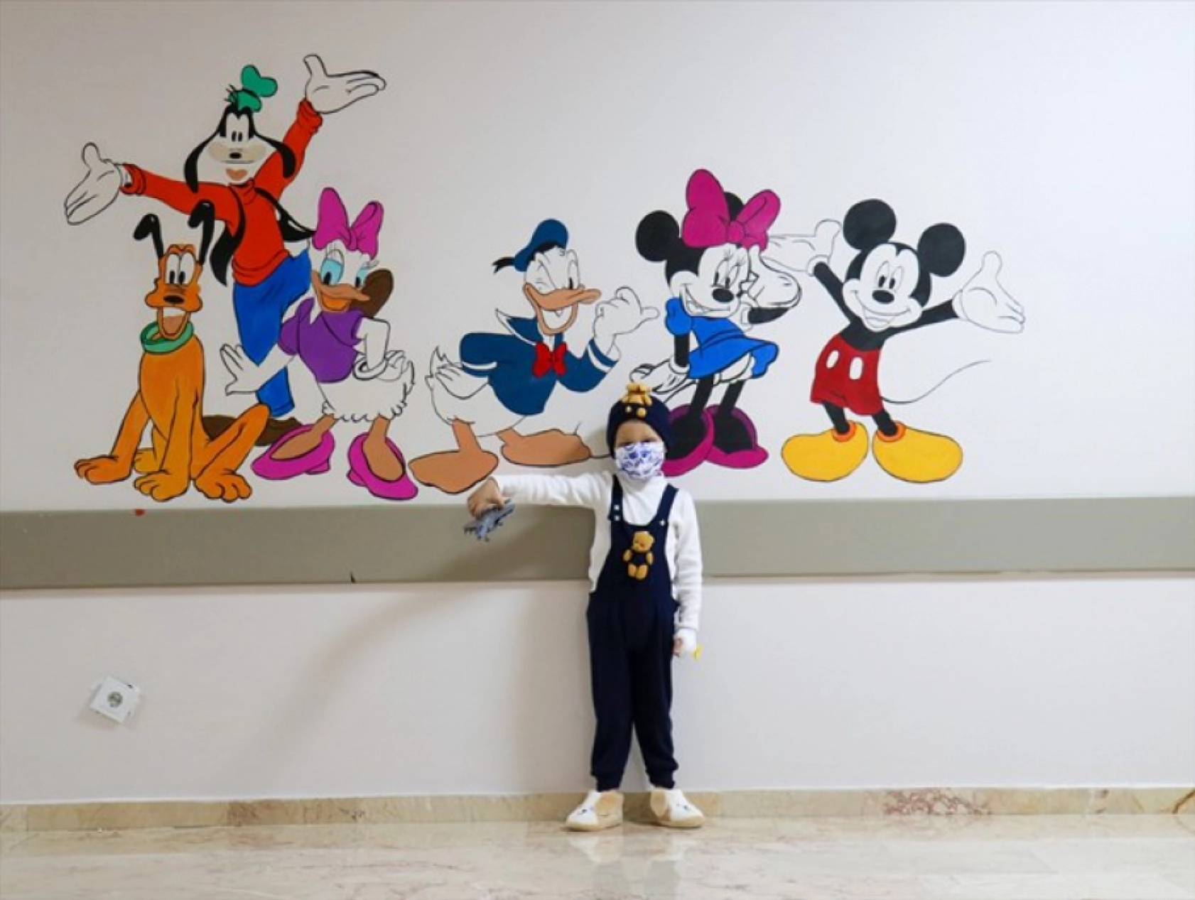 Lösemiyi yenen gençler kendileriyle aynı tedaviyi gören hastalara umut aşılıyor