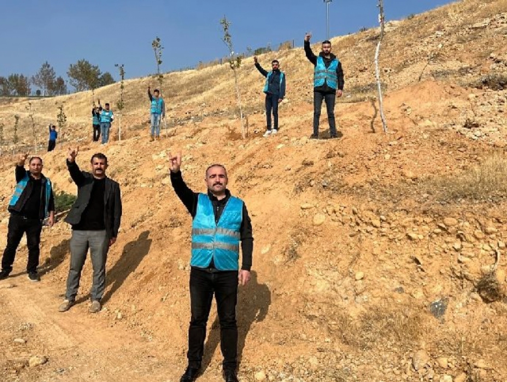 Ülkü Ocakları Malatya İl Başkanlığı'ndan Fidan Dikimi: Geleceğe Yeşil Miras
