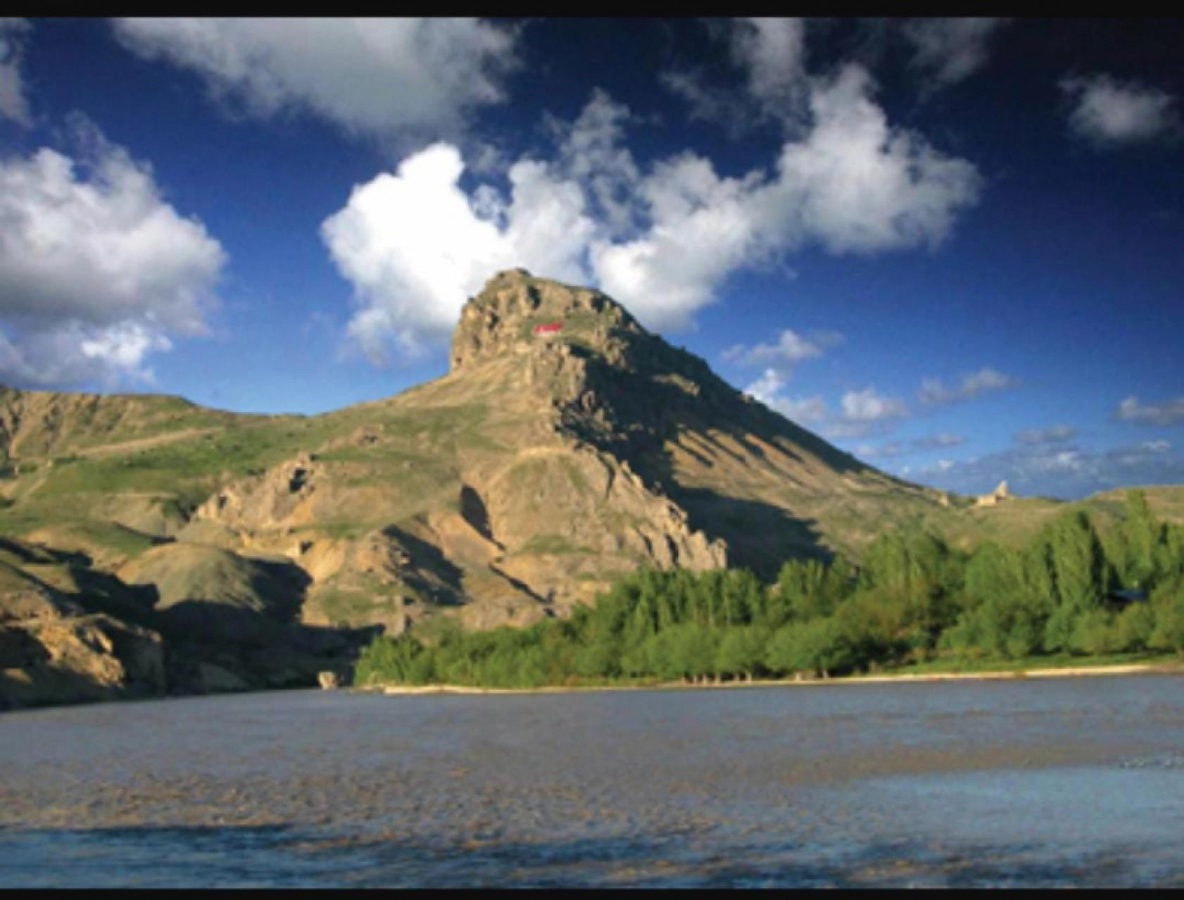 Palu Kalesi'nde Tarih Yeniden Canlanıyor