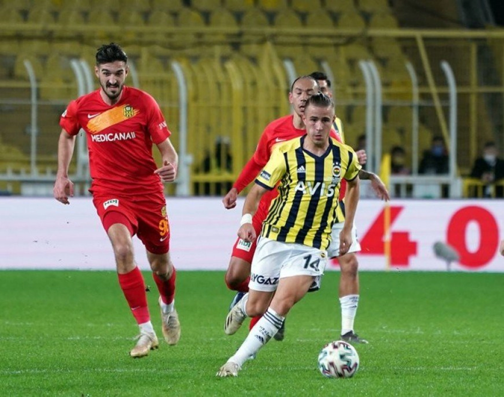 Fenerbahce Yeni Malatyaspor Karşılaşmasından Kareler