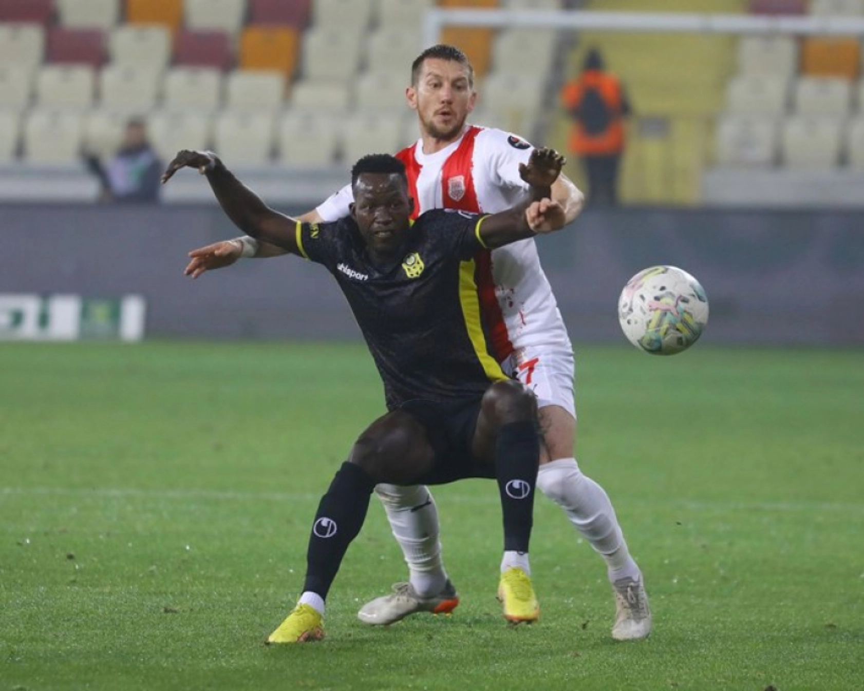 Yeni Malatyaspor Pendikspor Karşılaşmasından Kareler