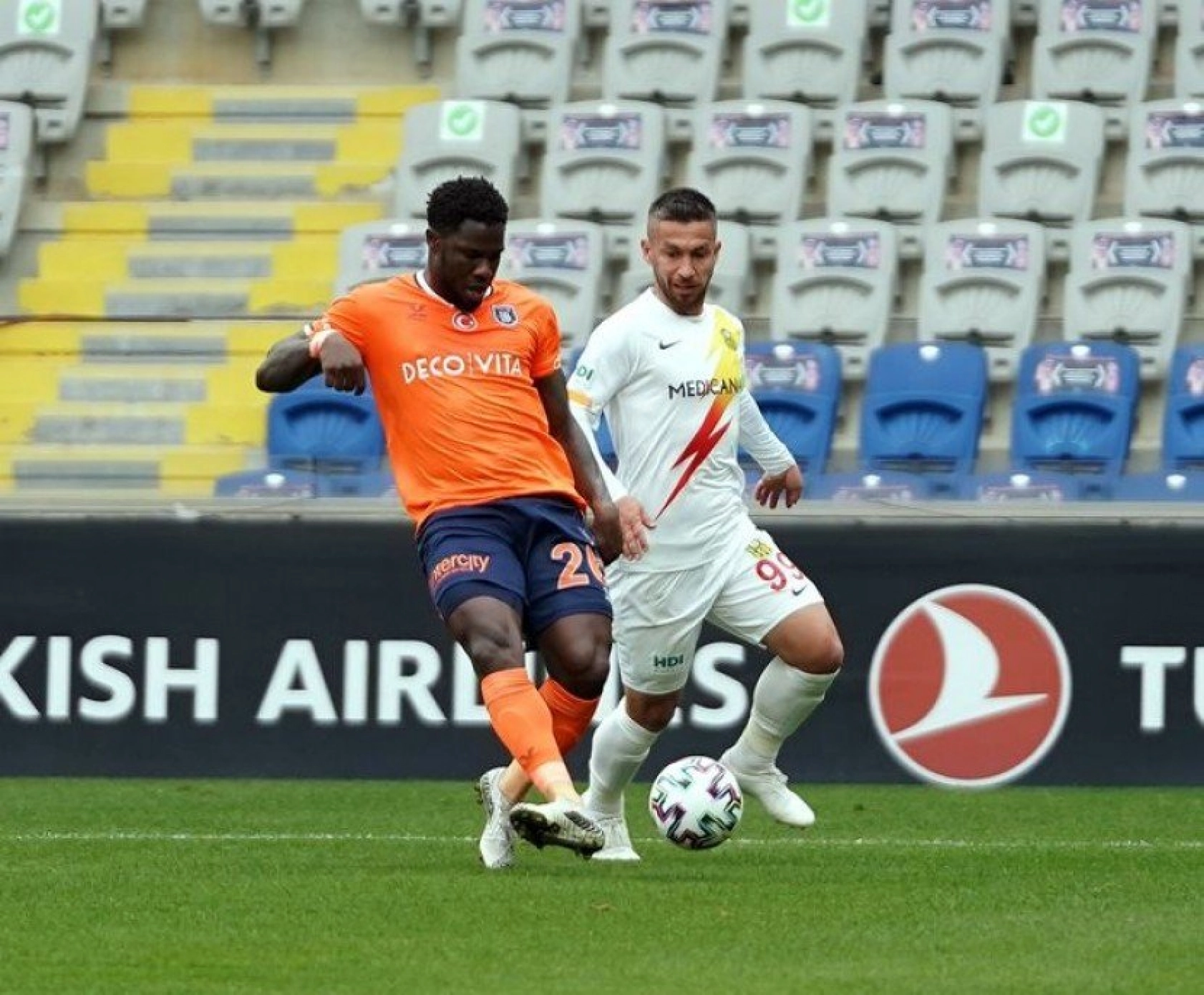 Başakşehir Karşılaşmasından Kareler