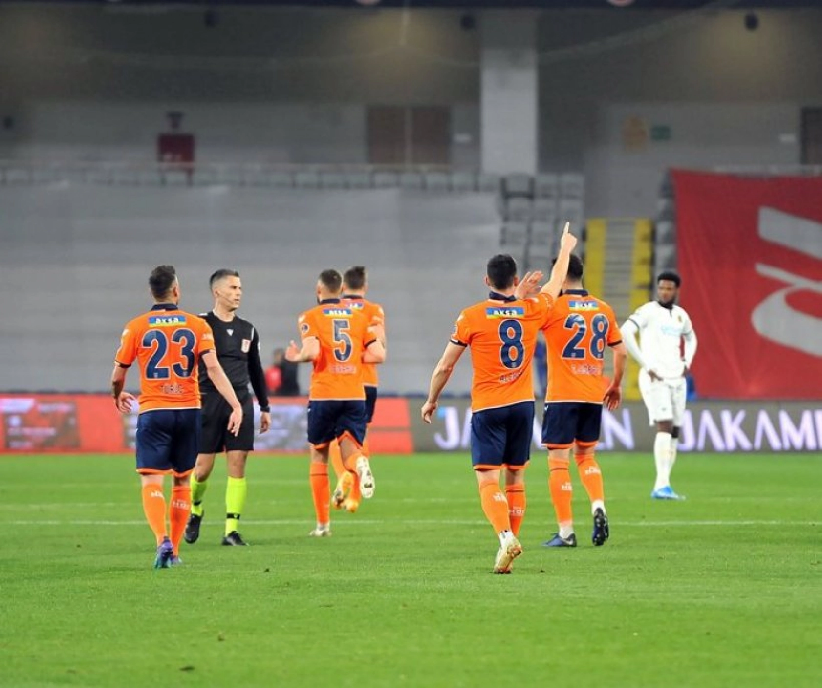 Başakşehir Yeni Malatyaspor Karşılaşmasından Kareler