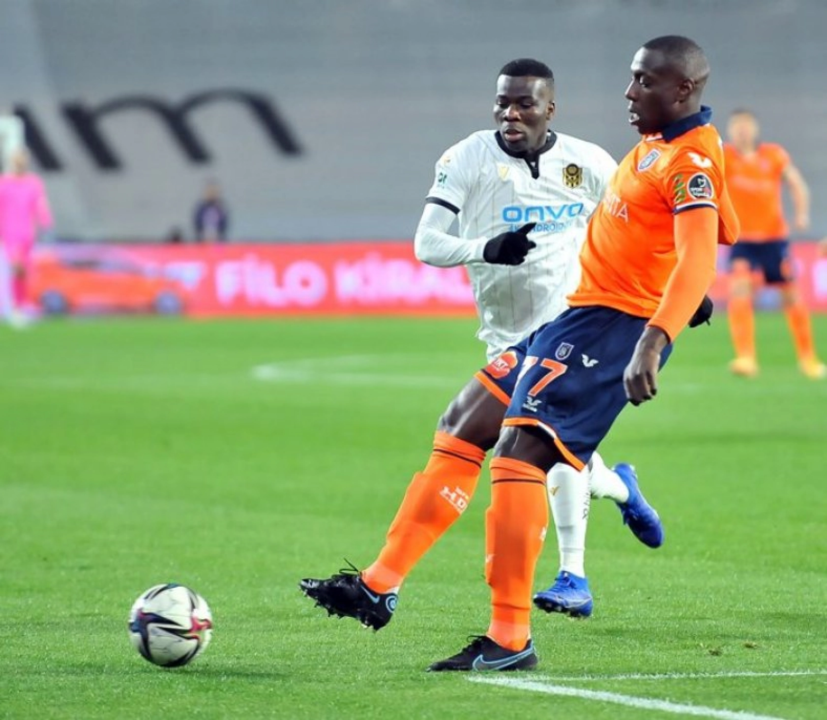 Başakşehir Yeni Malatyaspor Karşılaşmasından Kareler