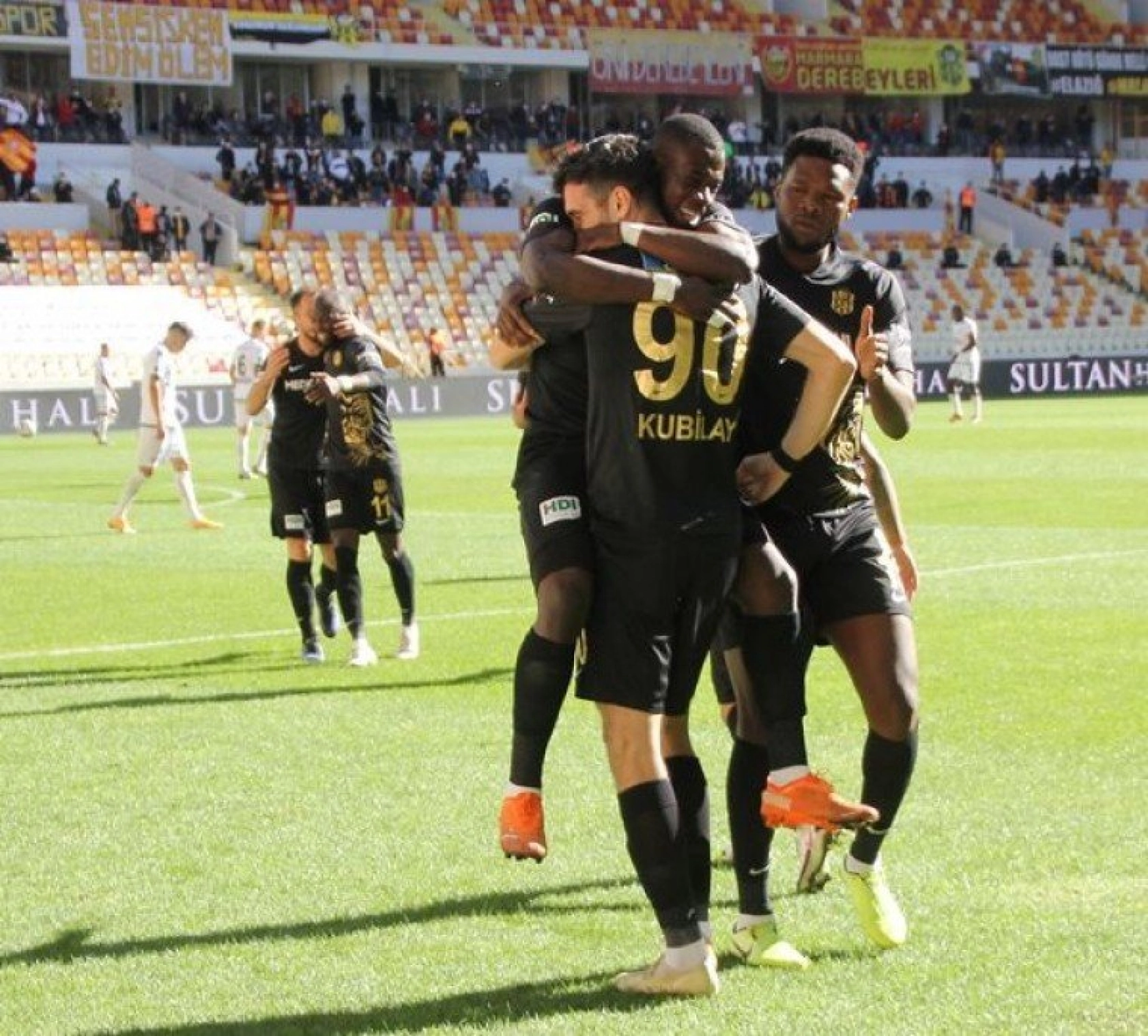 Denizlispor Karşılaşmasından Kareler