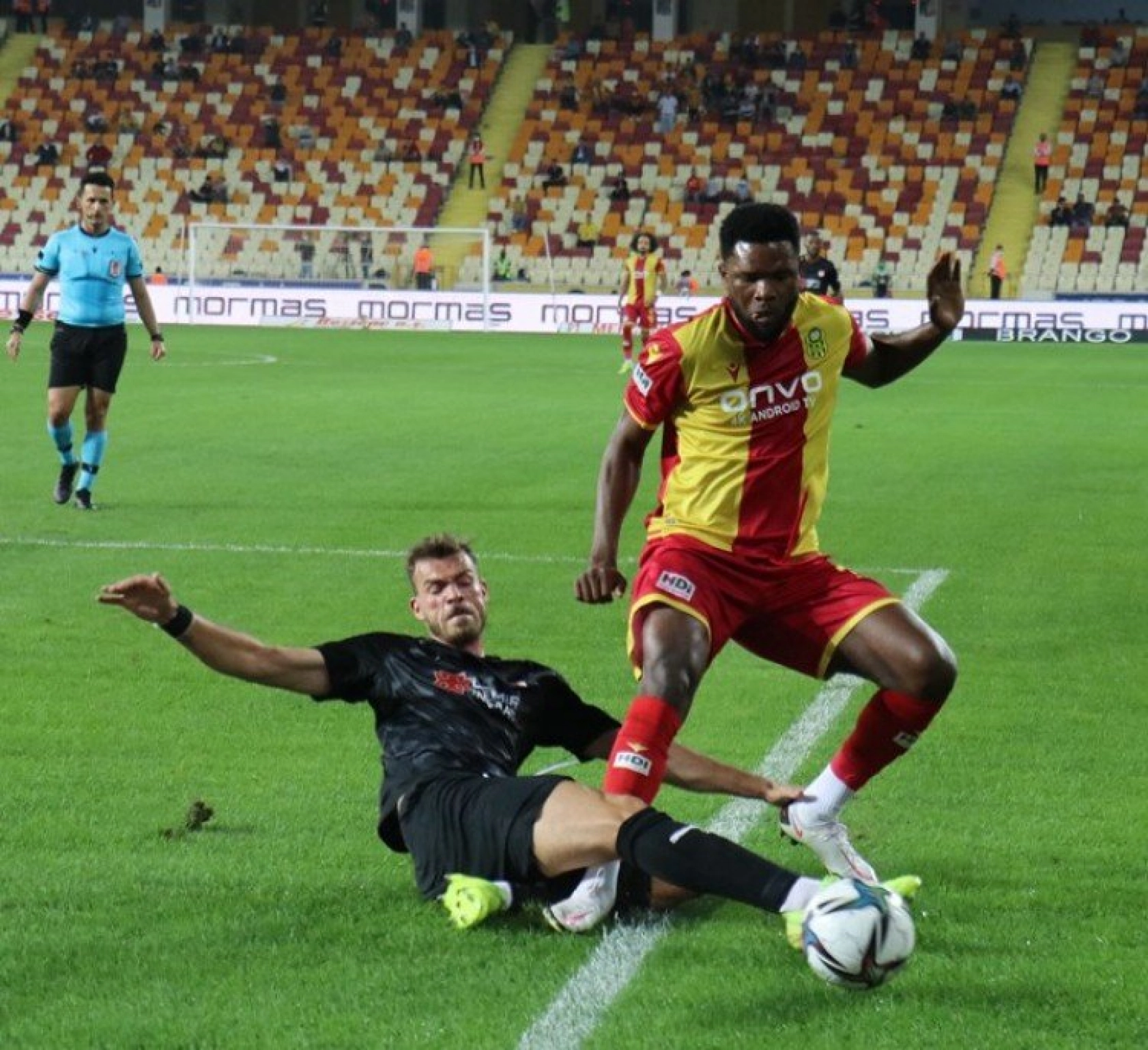 Demir Grup Sivasspor Karşılaşmasından Kareler