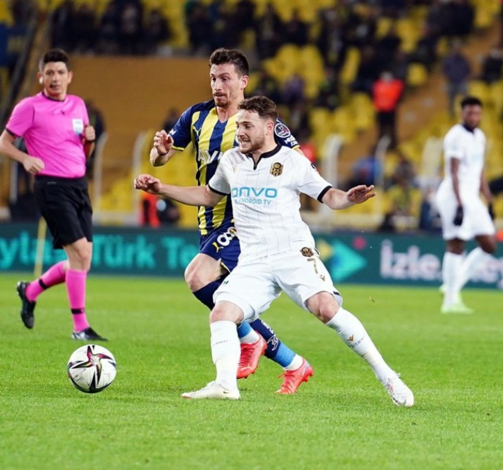 Fenerbahce Yeni Malatyaspor Karşılaşmasından Kareler