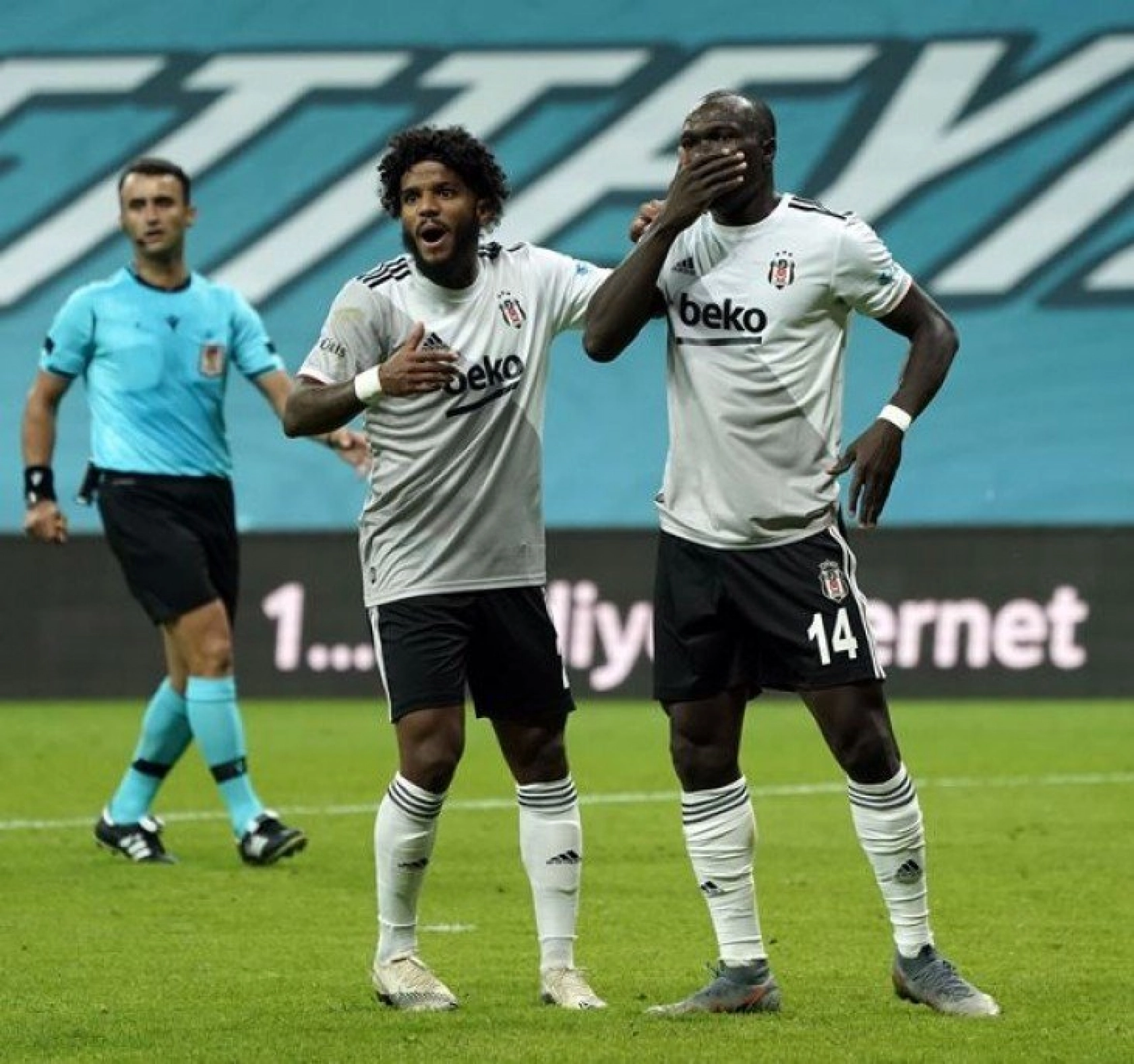Beşiktaş Yeni Malatyaspor Maçı'ndan Kareler
