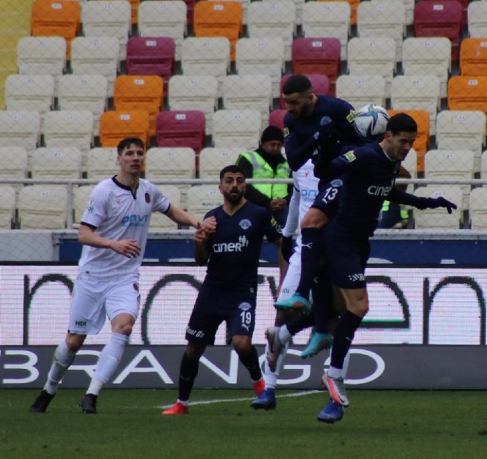 Yeni Malatyaspor Kasımpaşa Sk Karşılaşmasından Kareler