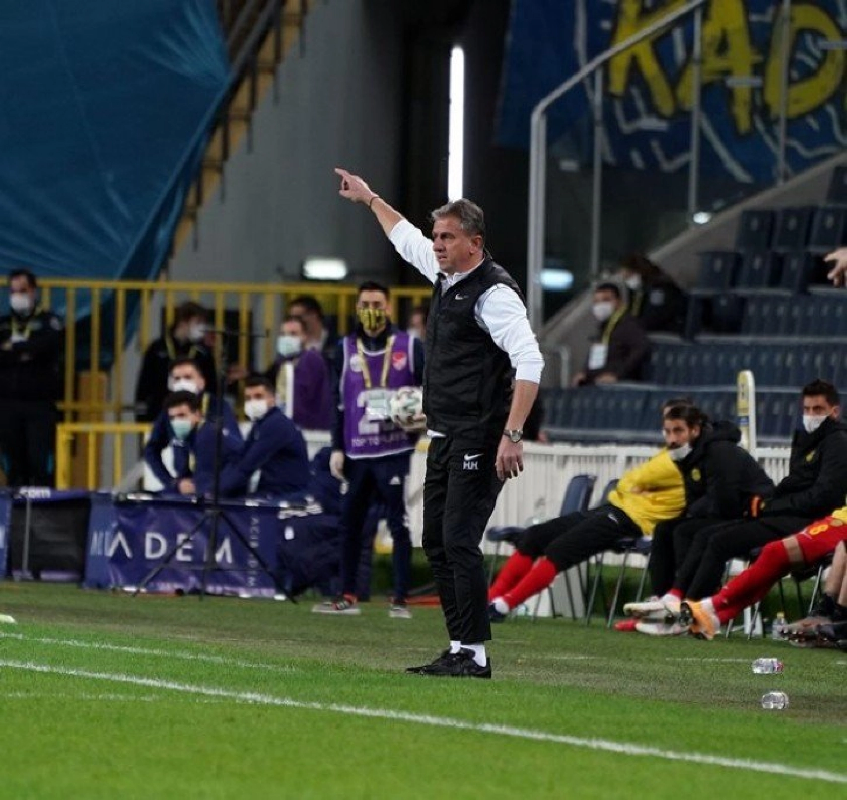 Fenerbahce Yeni Malatyaspor Karşılaşmasından Kareler