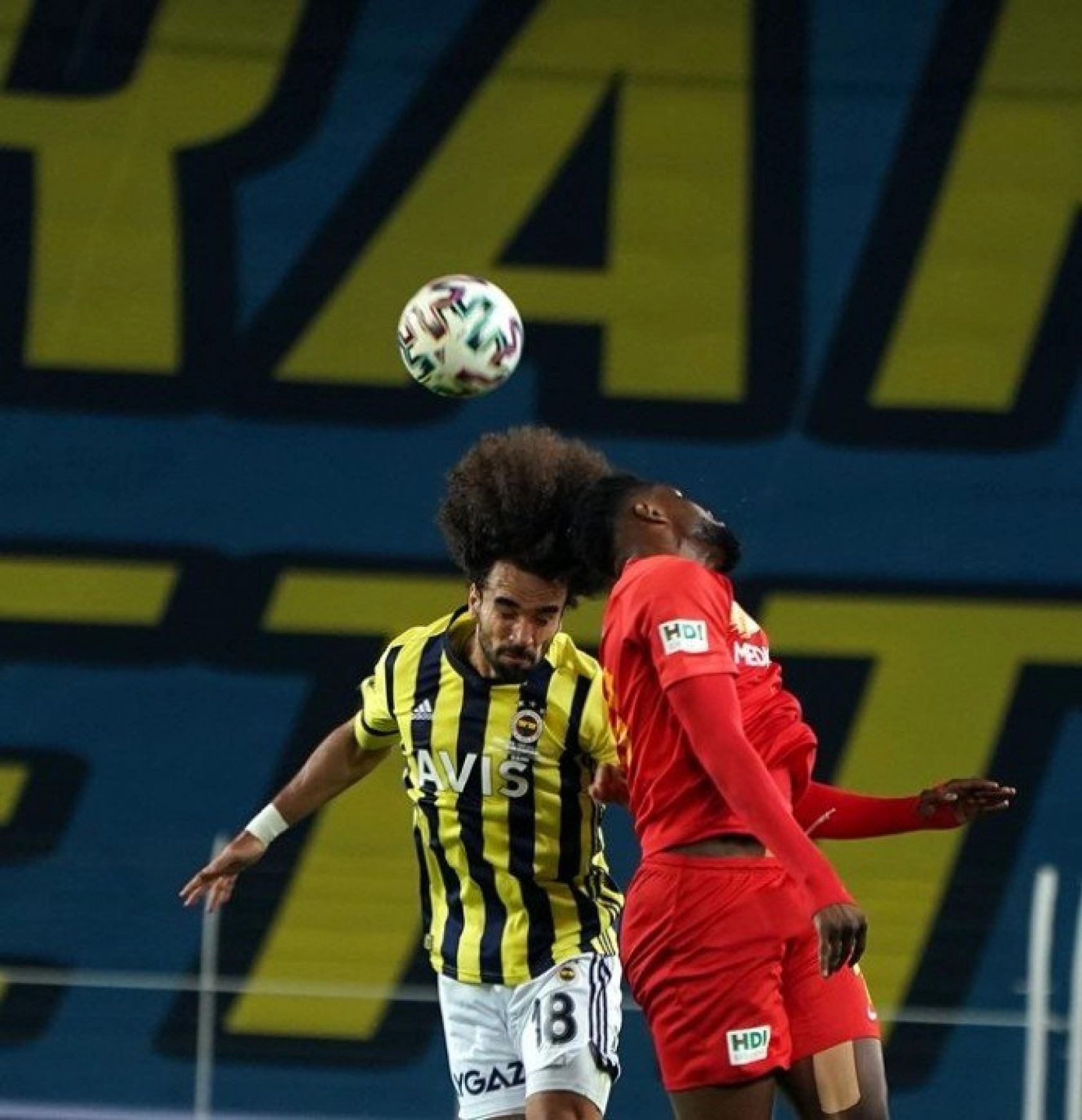 Fenerbahce Yeni Malatyaspor Karşılaşmasından Kareler