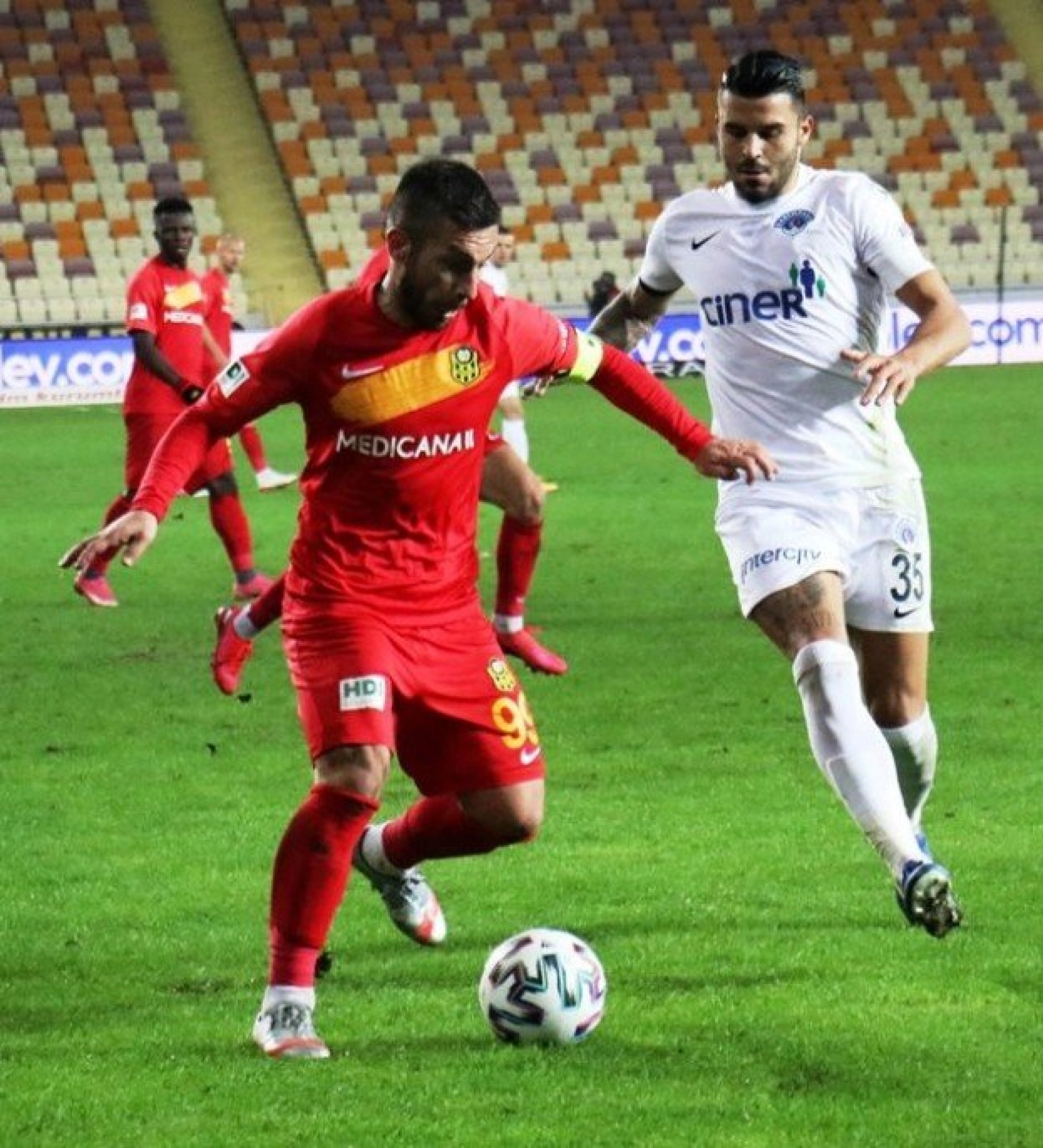 Yeni Malatyaspor Kasımpaşa Karşılaşmasından Kareler