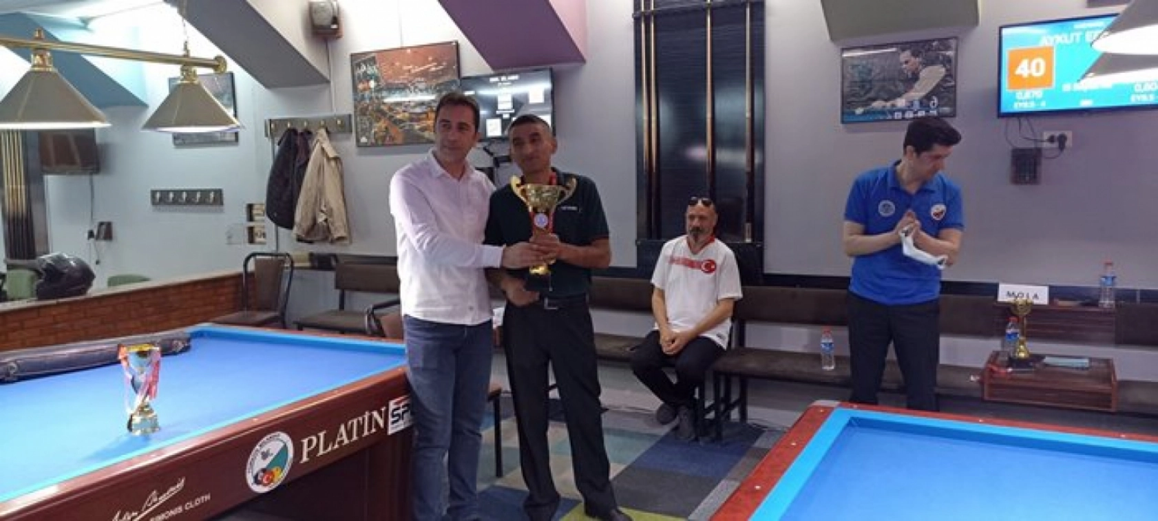 19 Mayıs 3 Bant Bilardo Turnuvası Yapıldı