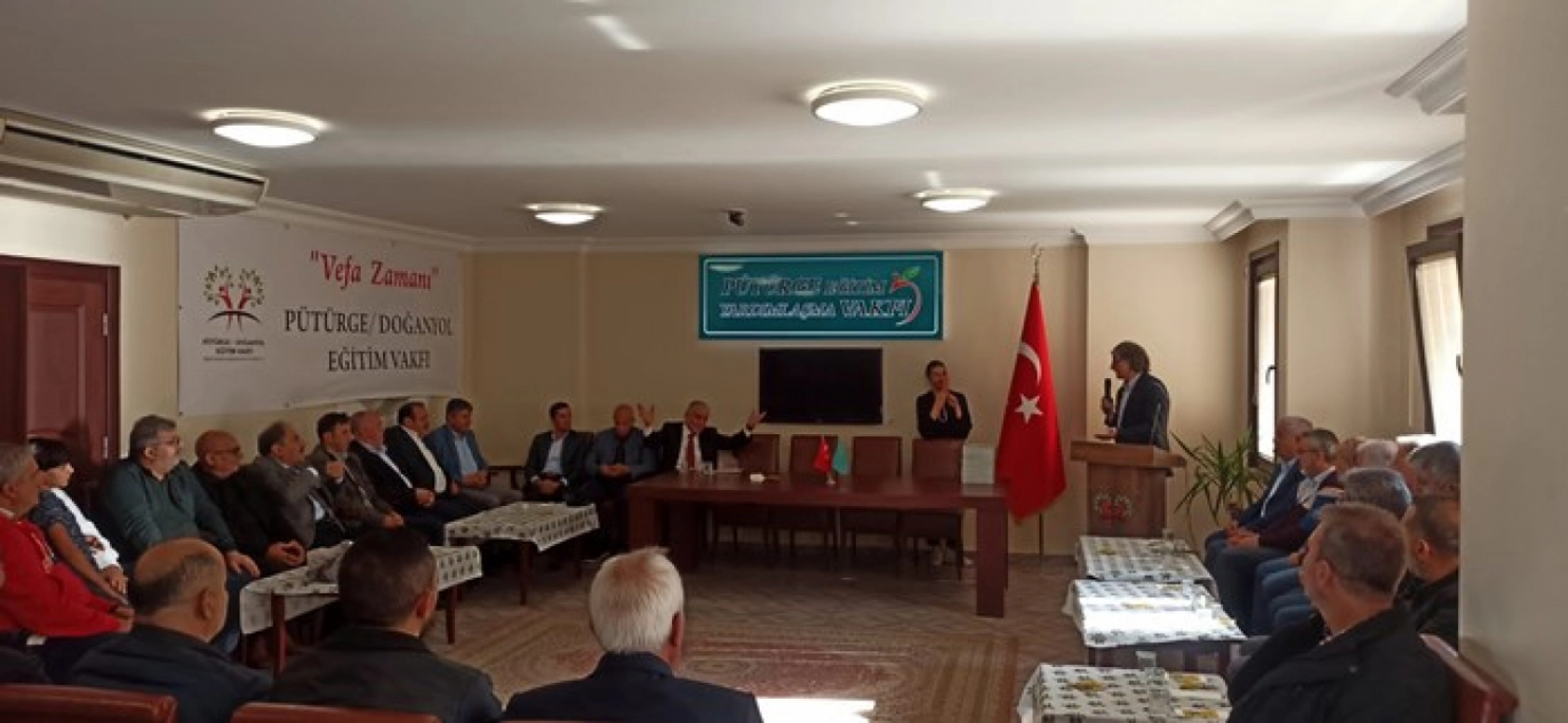 Pütürge-Doğanyol Eğitim Vakfı'nın 2. 'Vefa Zamanı' Etkinliği Yapıldı