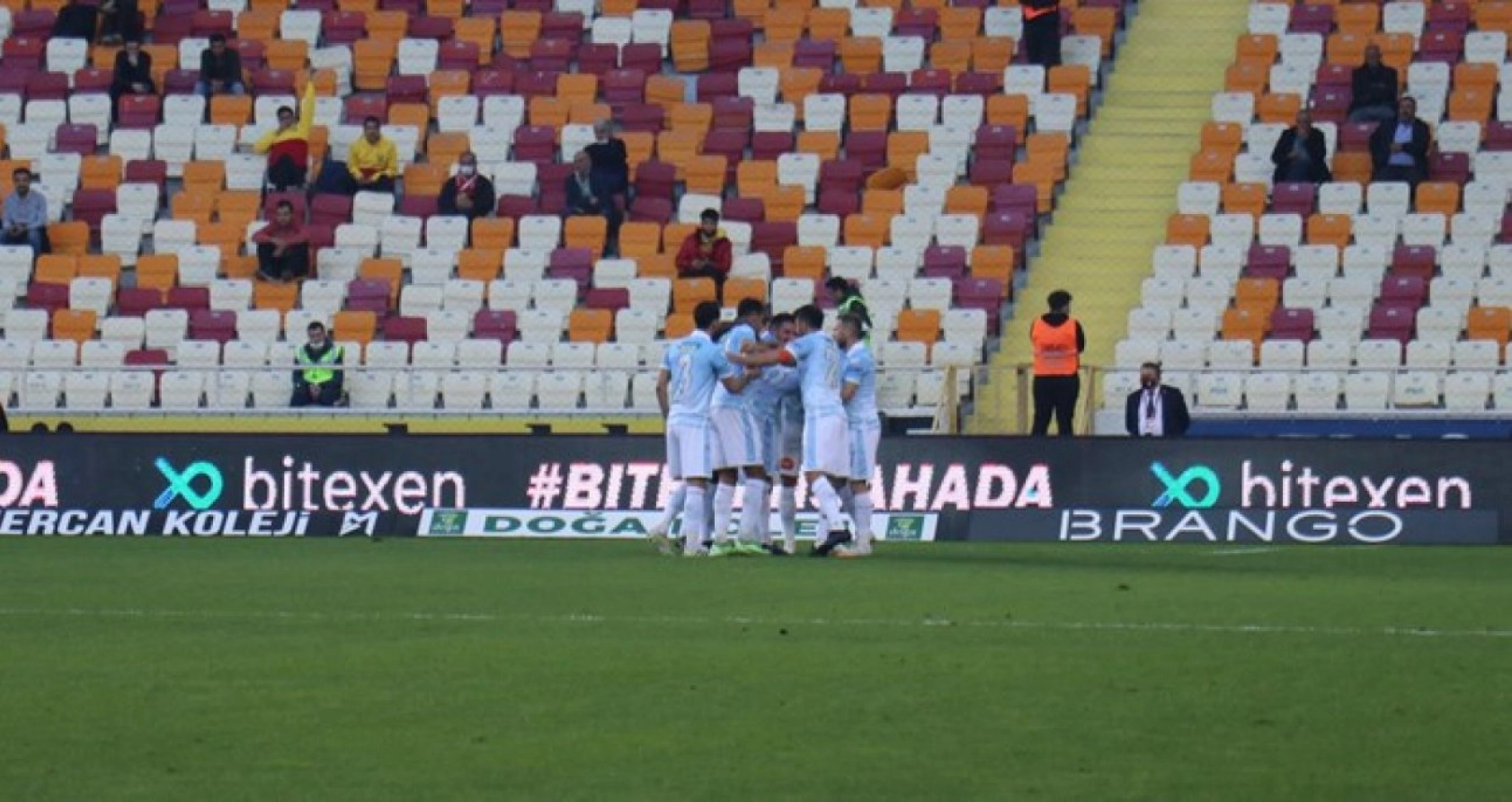 Medipol Başakşehir Maçından Kareler