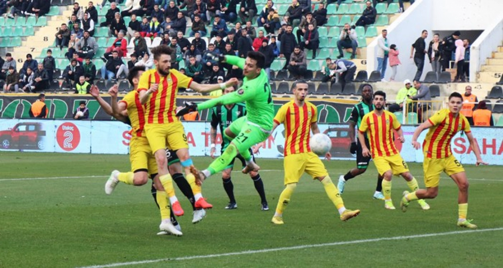 Denizlispor Yeni Malatyaspor Karşılaşmasından Kareler