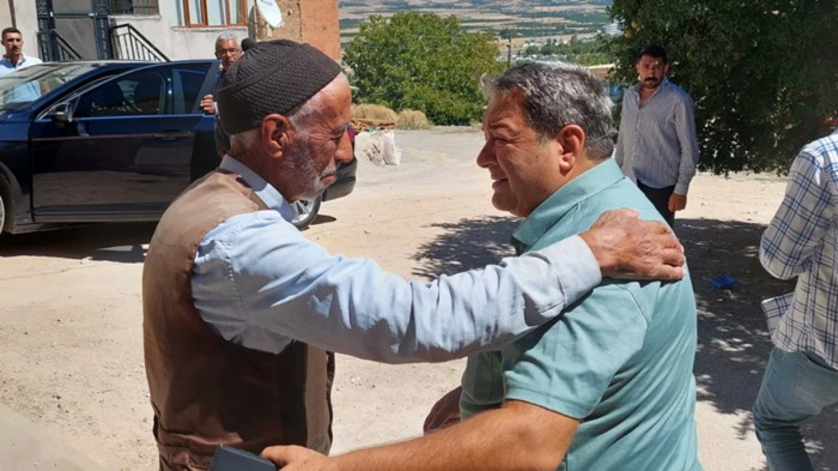 Fendoğlu, Aynı Gün 7 Köyü Ziyaret Etti