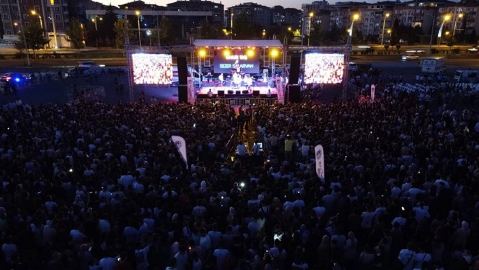 Manuş Baba Malatya'yı Salladı