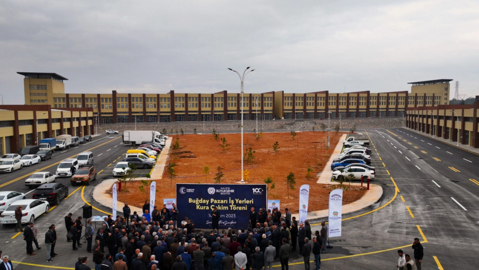 Acıları Yüreğimize Gömdük Malatya'yı Geleceğe Taşıyoruz