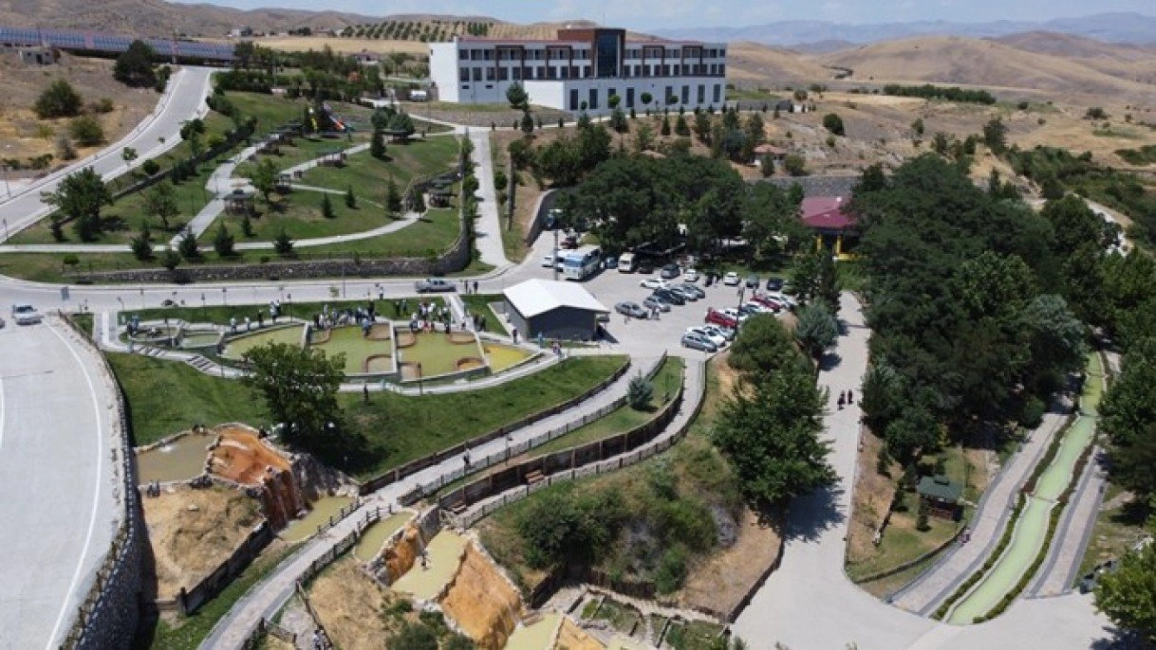 Basın Mensupları Battalgazi'deki Yatırımları Gezdi