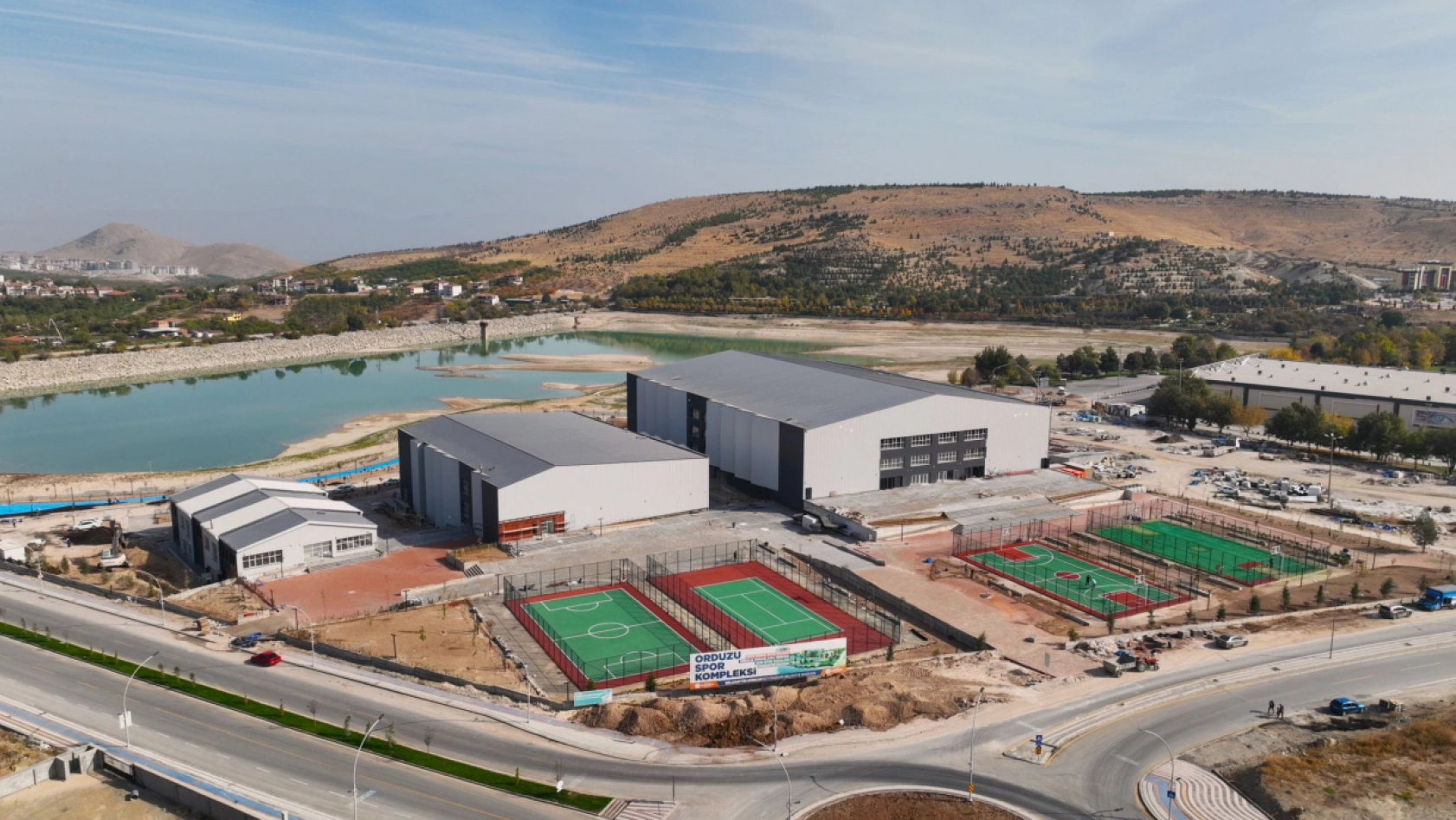 Acıları Yüreğimize Gömdük Malatya'yı Geleceğe Taşıyoruz