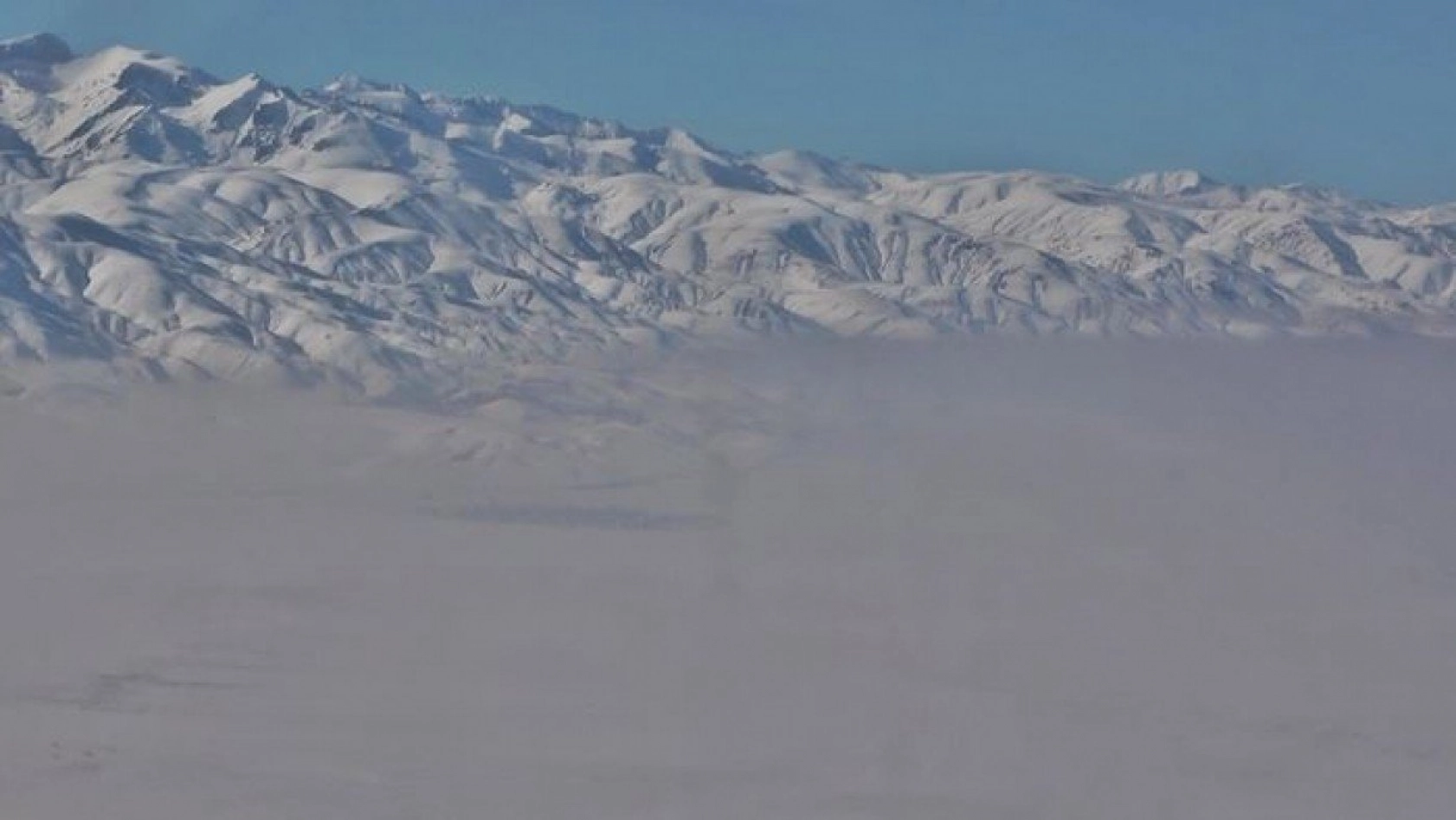 Kar altında güzelleşen Yüksekova