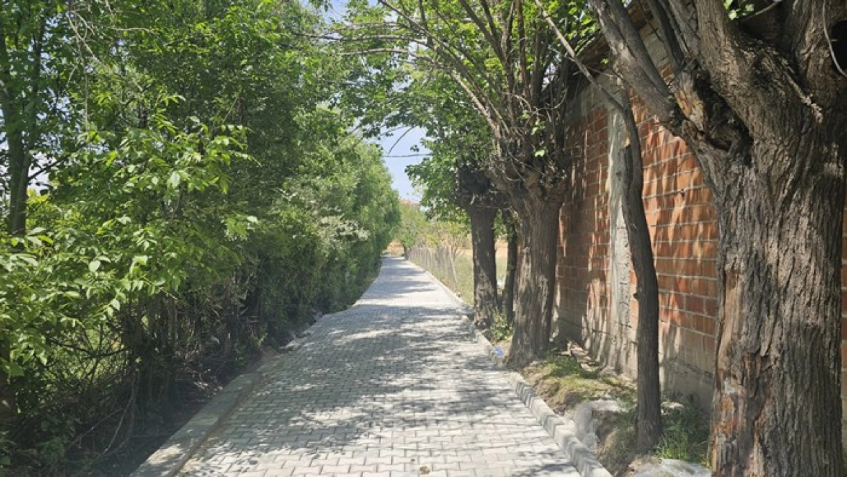 Dolamantepe Mahallesi'nde Park Ve Yol Düzenlemesi
