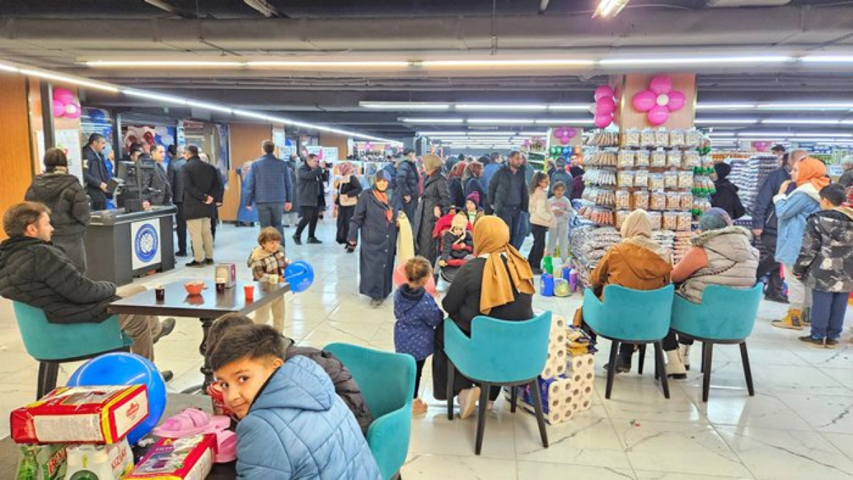 Malatya'nın Yükselen Değeri Esenlik Market Malatya City AVM'de kapılarını açtı