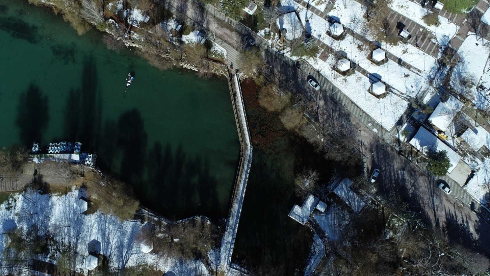 Kar sonrası güneşli hava güzel görüntüler oluşturdu