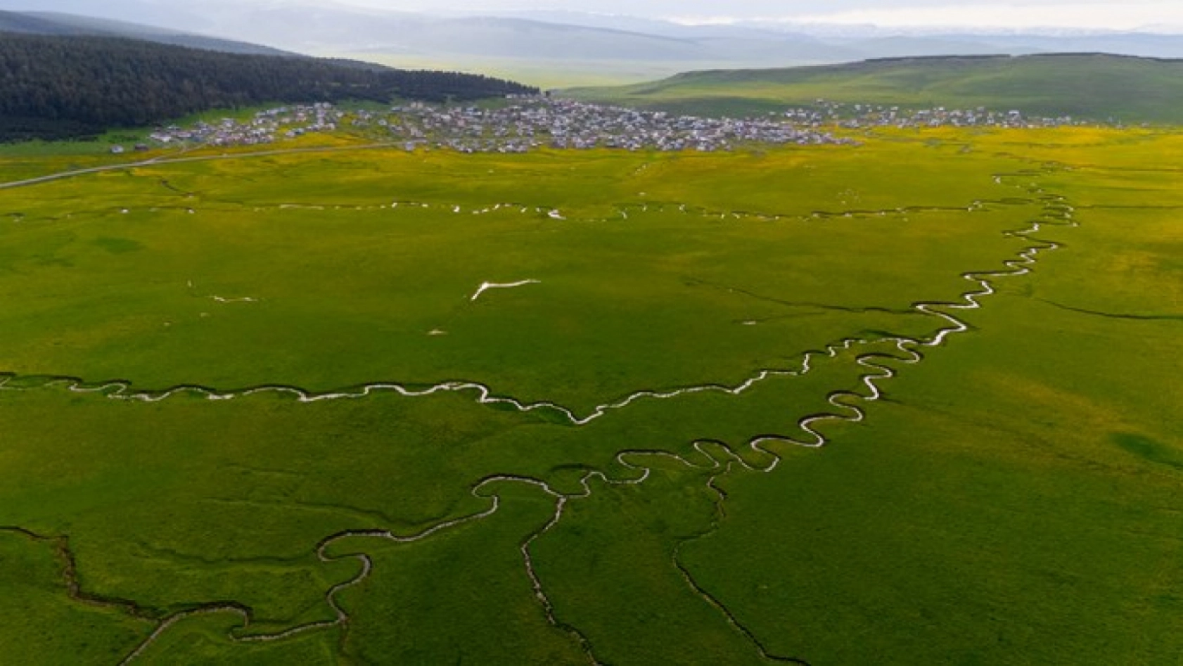 Ardahan'daki mendereslerde ilkbahar güzelliği