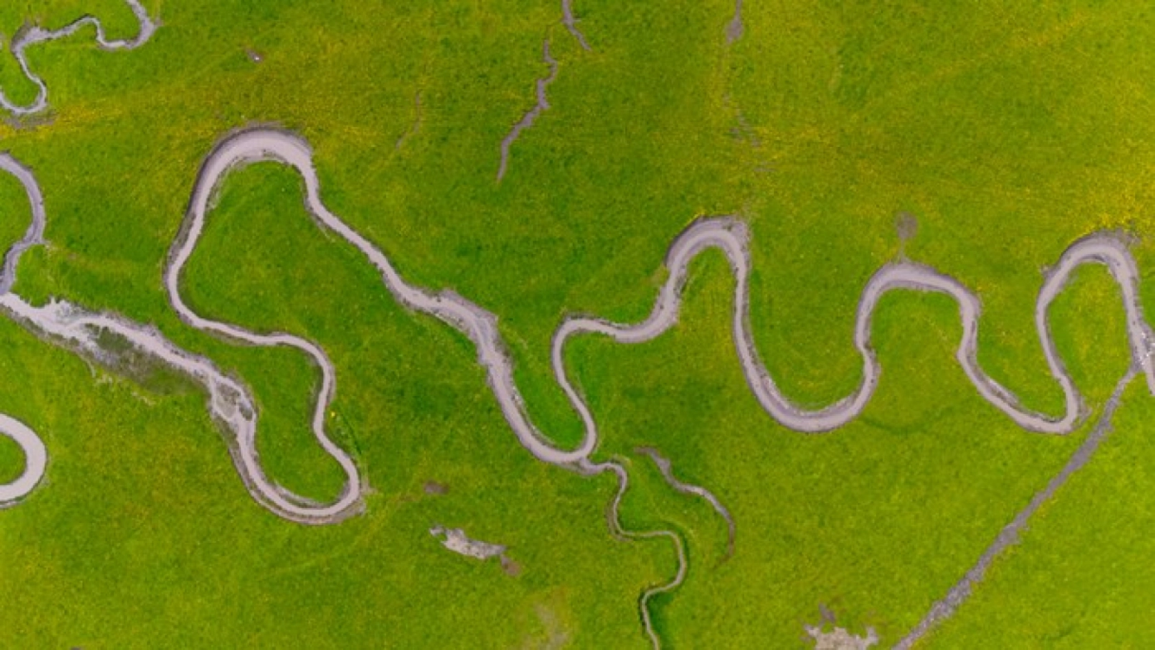 Ardahan'daki mendereslerde ilkbahar güzelliği