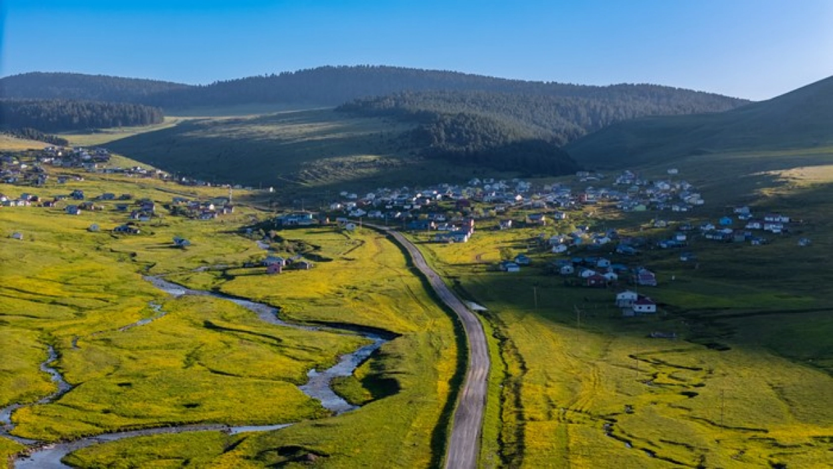 Ardahan'daki mendereslerde ilkbahar güzelliği