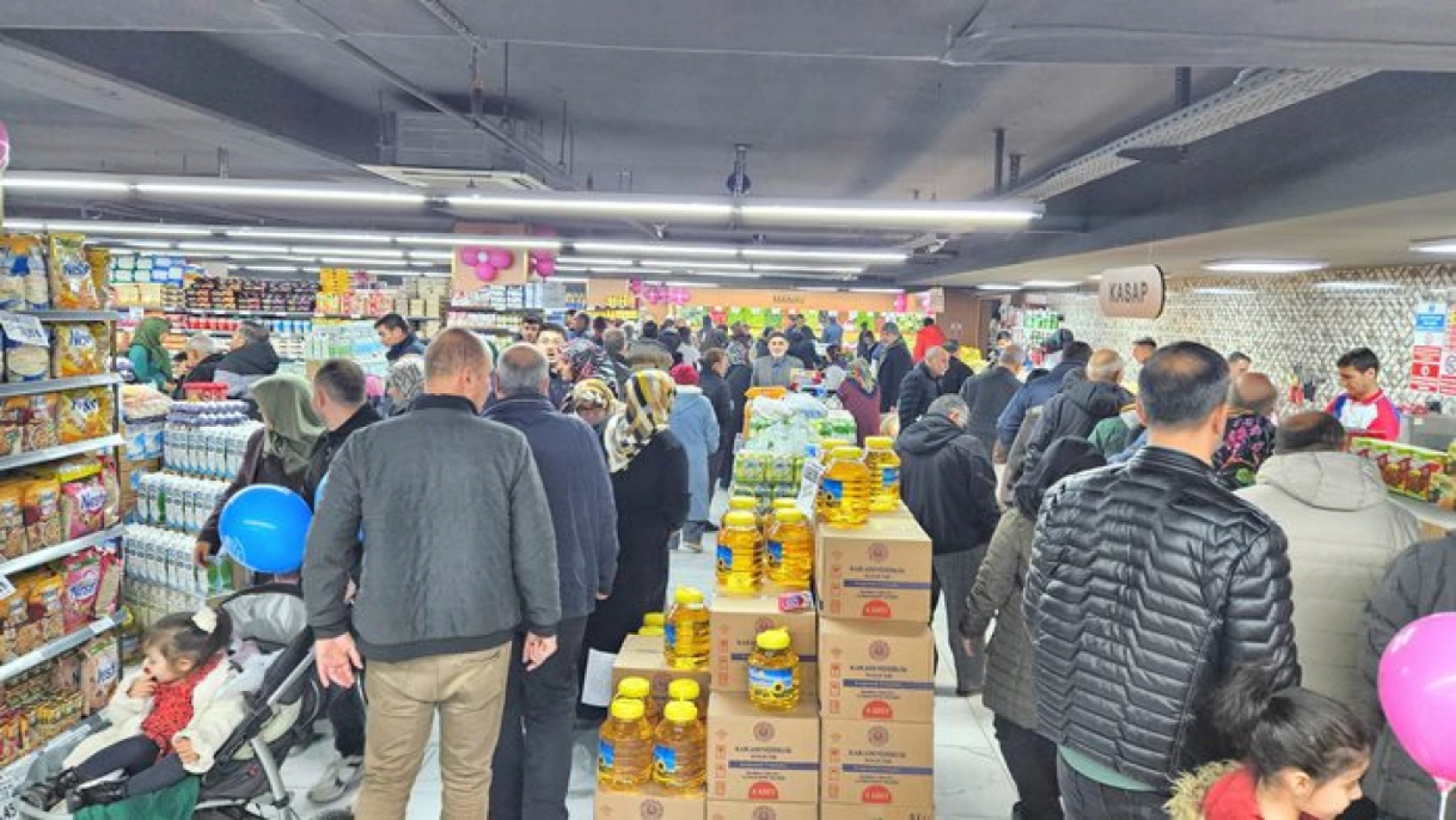 Malatya'nın Yükselen Değeri Esenlik Market Malatya City AVM'de kapılarını açtı