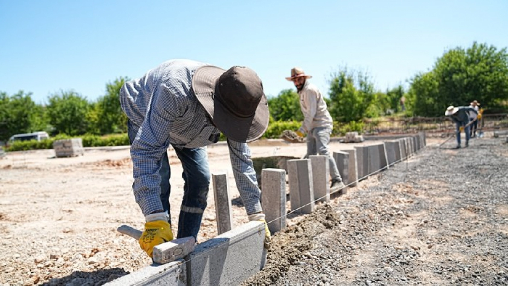 Alacakapı Mahallesi'ne Yeni Park