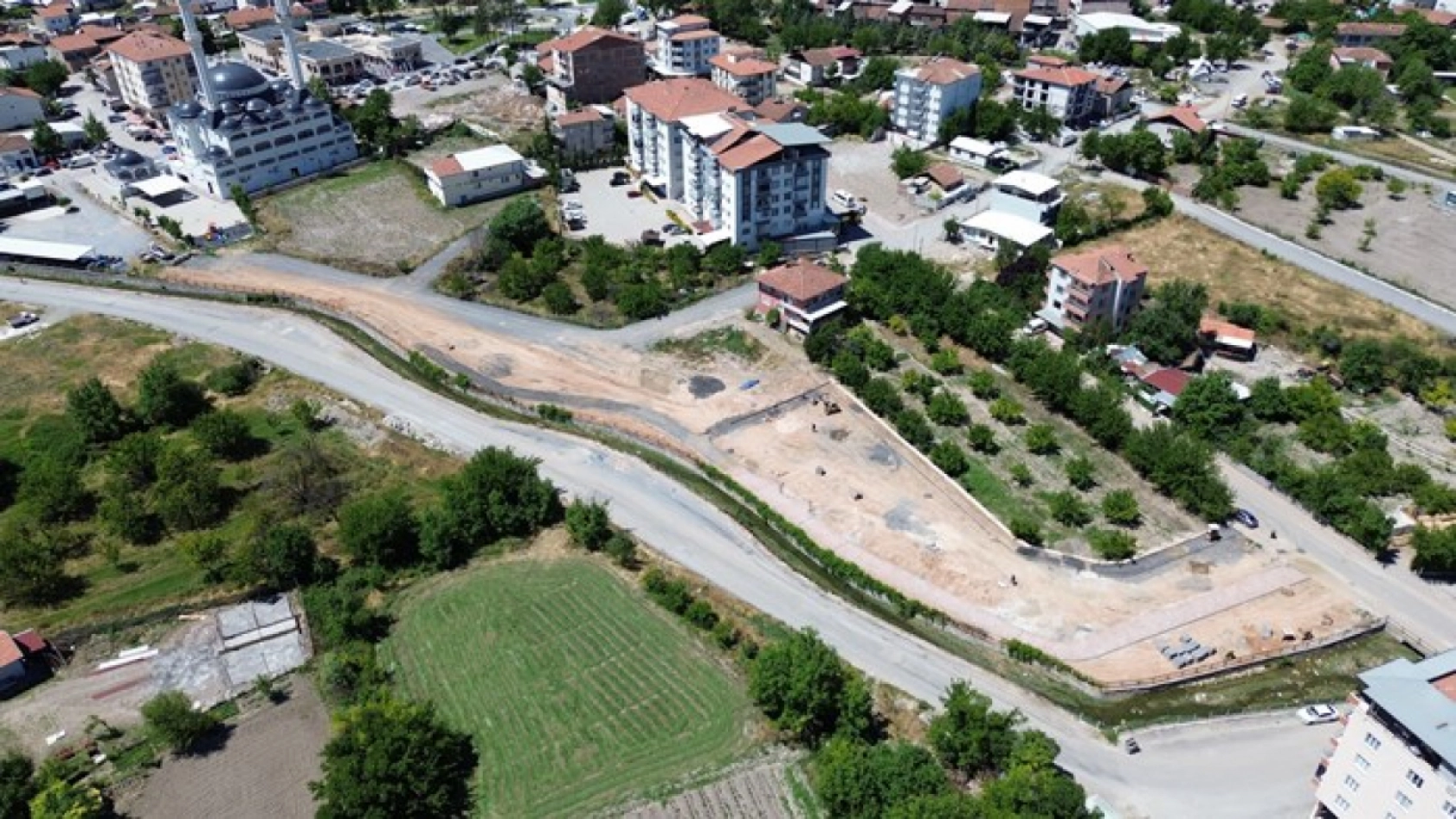 Alacakapı Mahallesi'ne Yeni Park