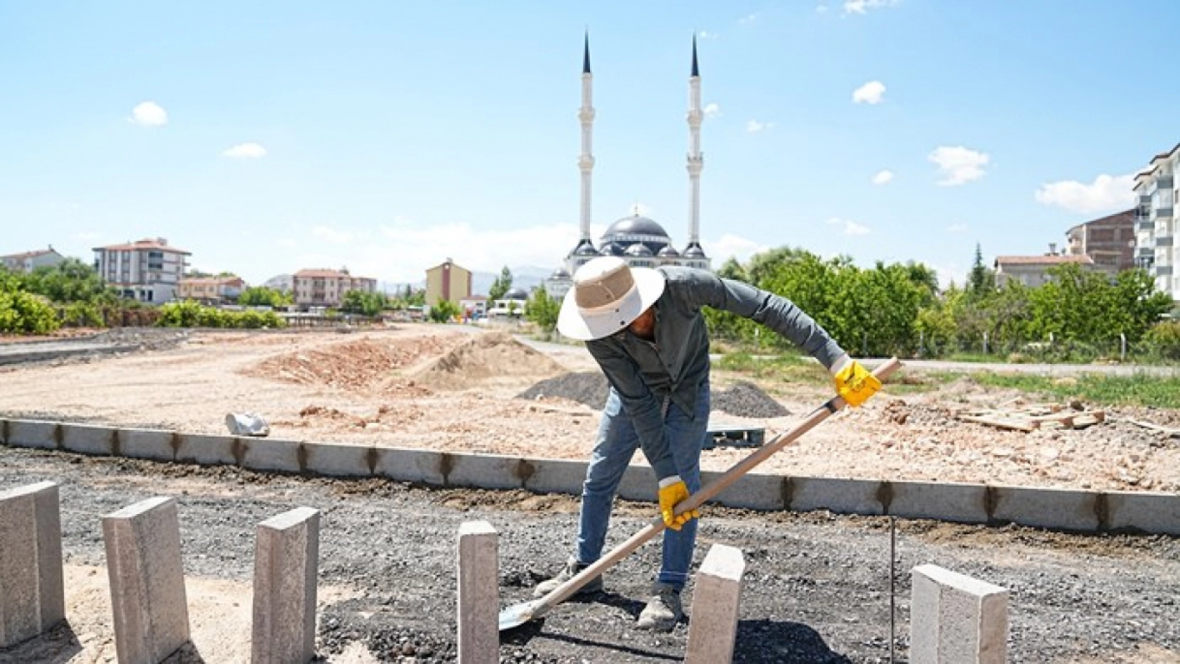 Alacakapı Mahallesi'ne Yeni Park
