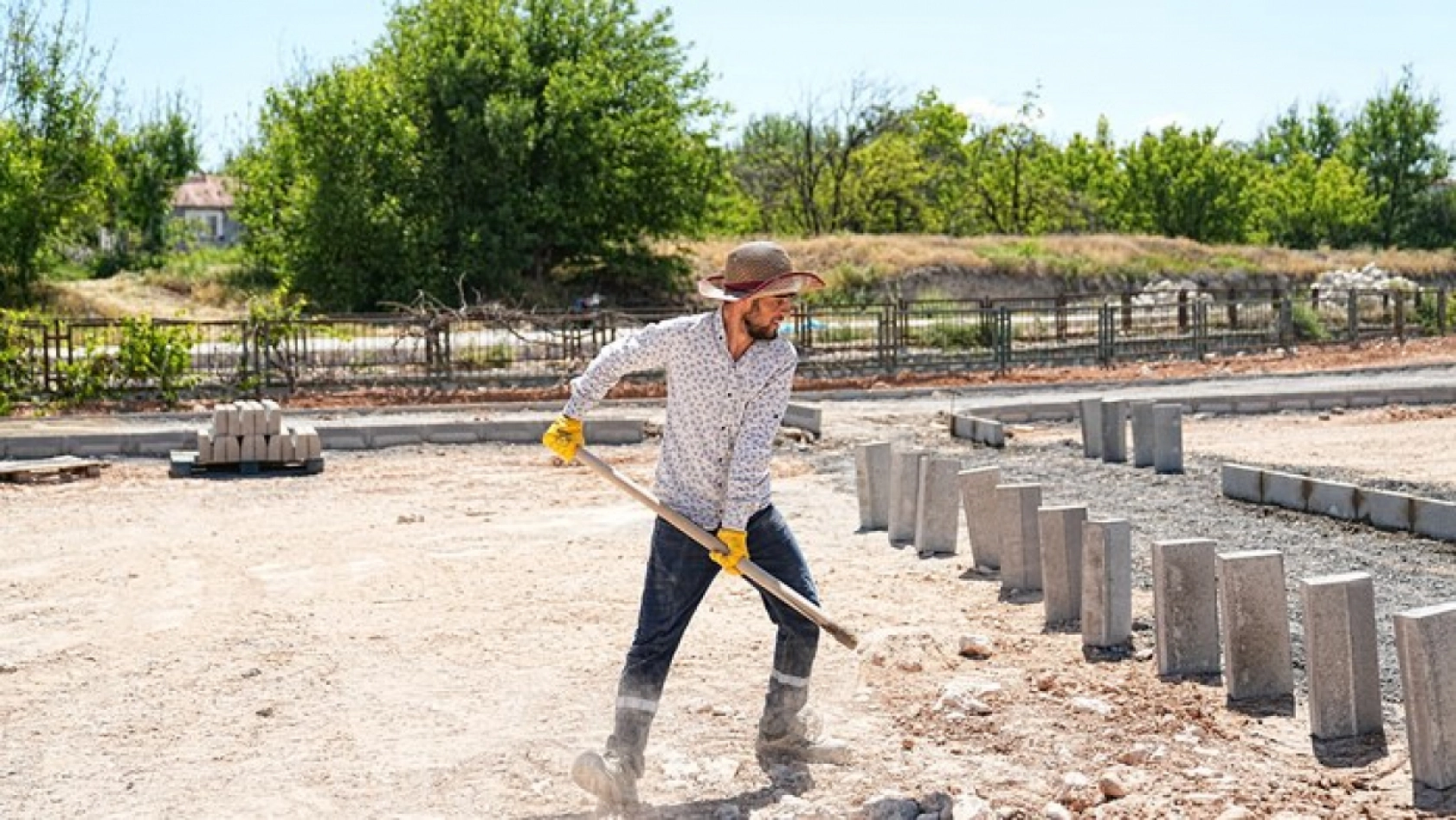 Alacakapı Mahallesi'ne Yeni Park