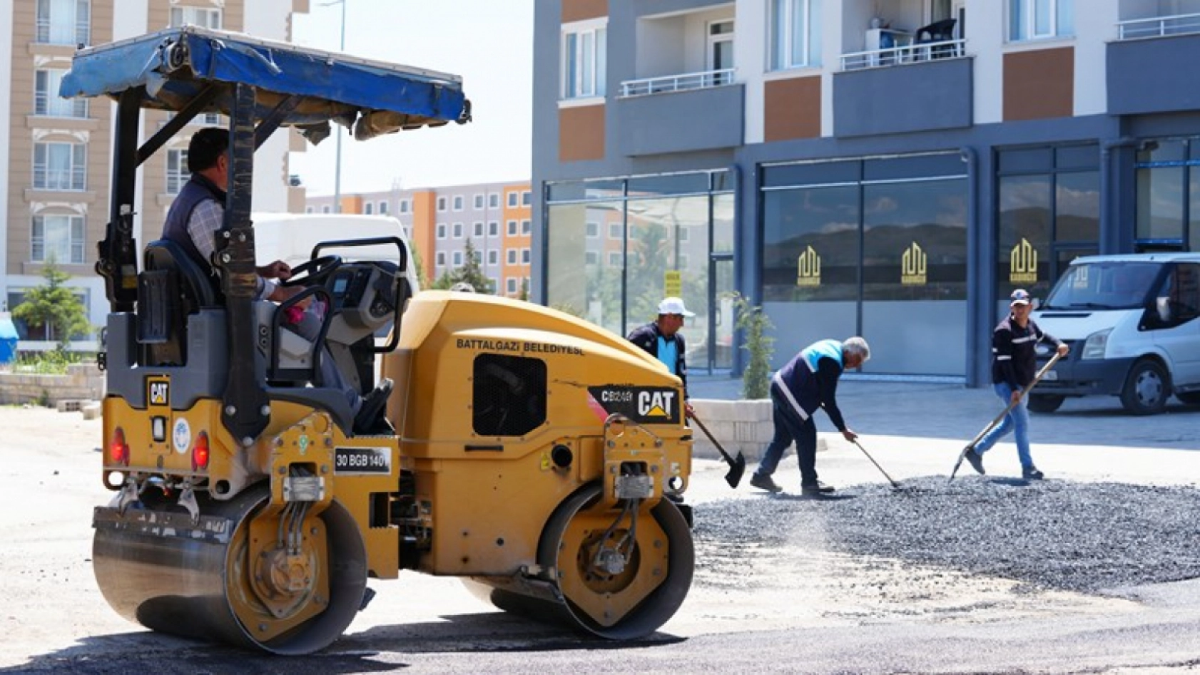 Çamurlu ve Bulgurlu'ya Asfalt Hizmeti