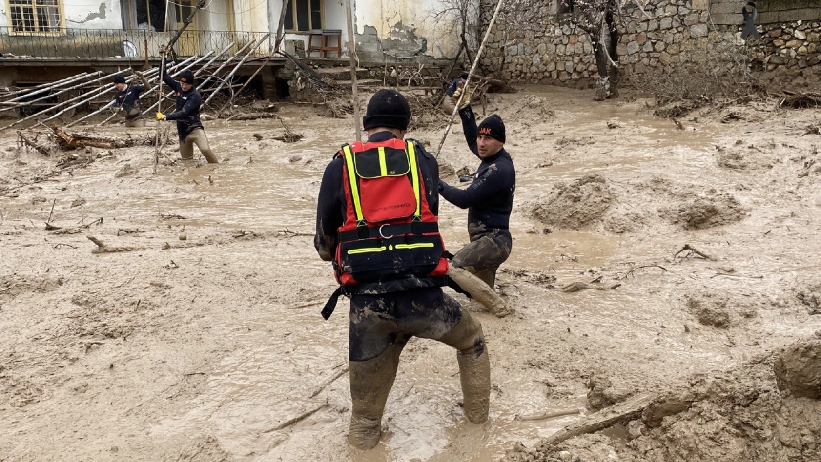 Adıyaman'da sel felaketinin 3. gününde arama çalışmaları devam ediyor
