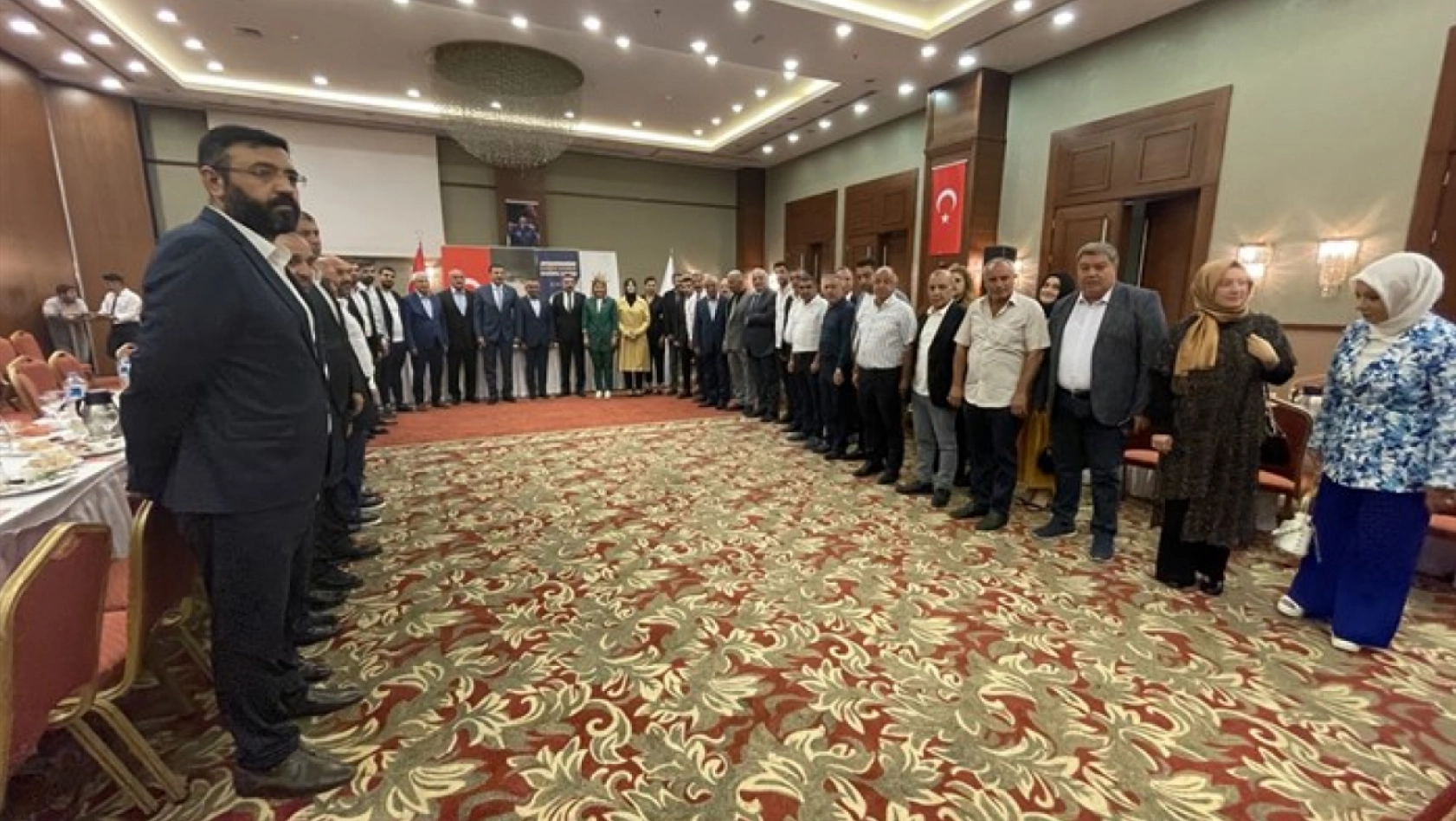 AK Parti Malatya İl Başkanlığı yönetim kurulu üyeleri tanıtıldı