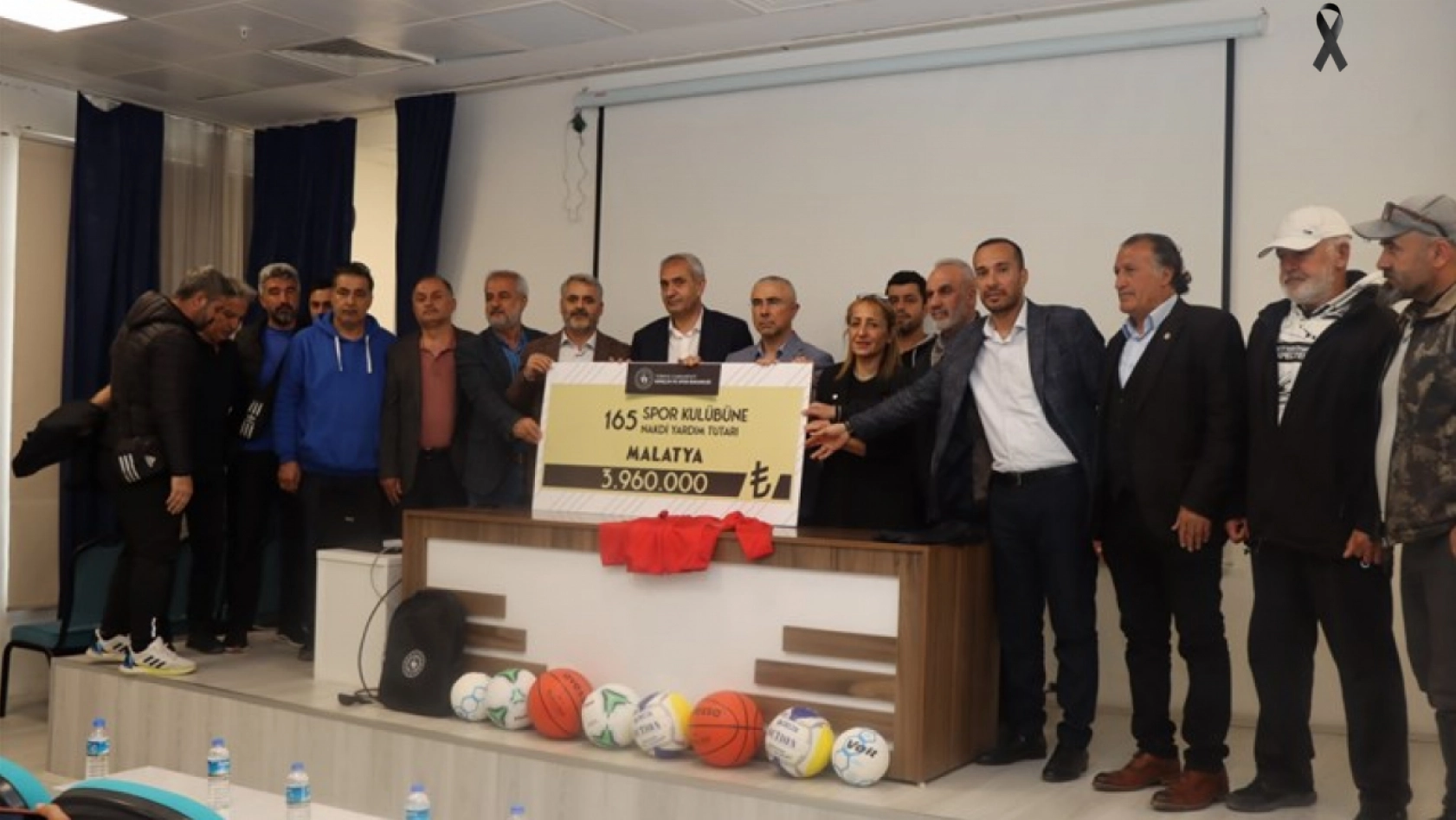 Amatör Spor Kulüpleri Nakdi Yardım törenine gerçekleştirildi