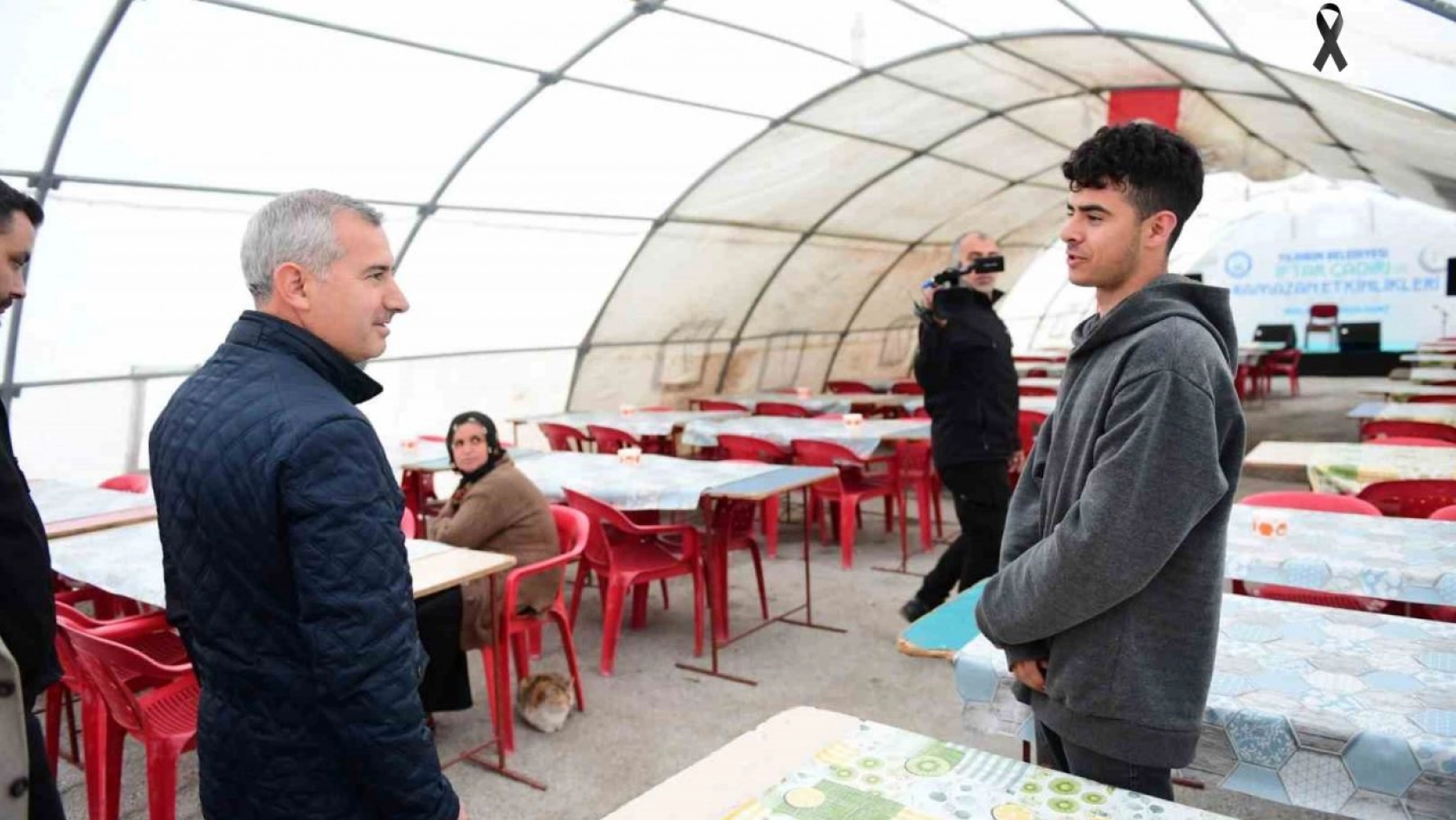 Başkan Çınar 'İftar çadırlarında Ramazanın kardeşlik, paylaşma ve dayanışma ruhunu yaşıyoruz.'