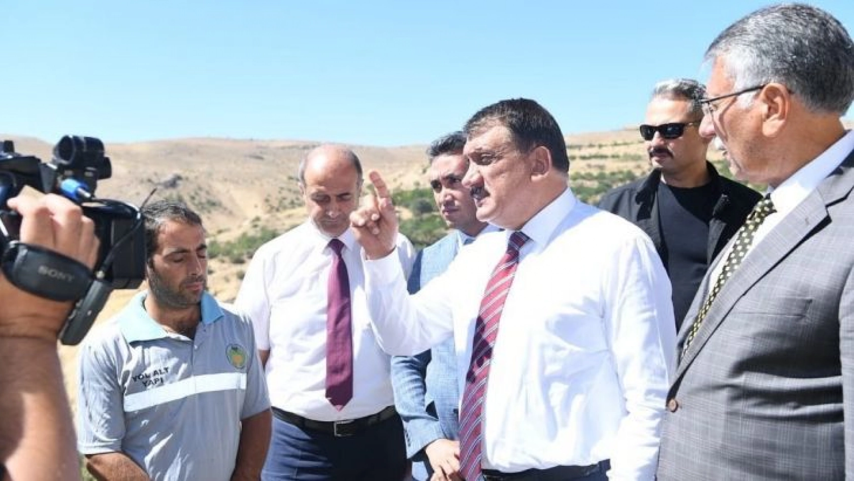 Başkan Gürkan, Erecek Mahallesinde incelemelerde bulundu
