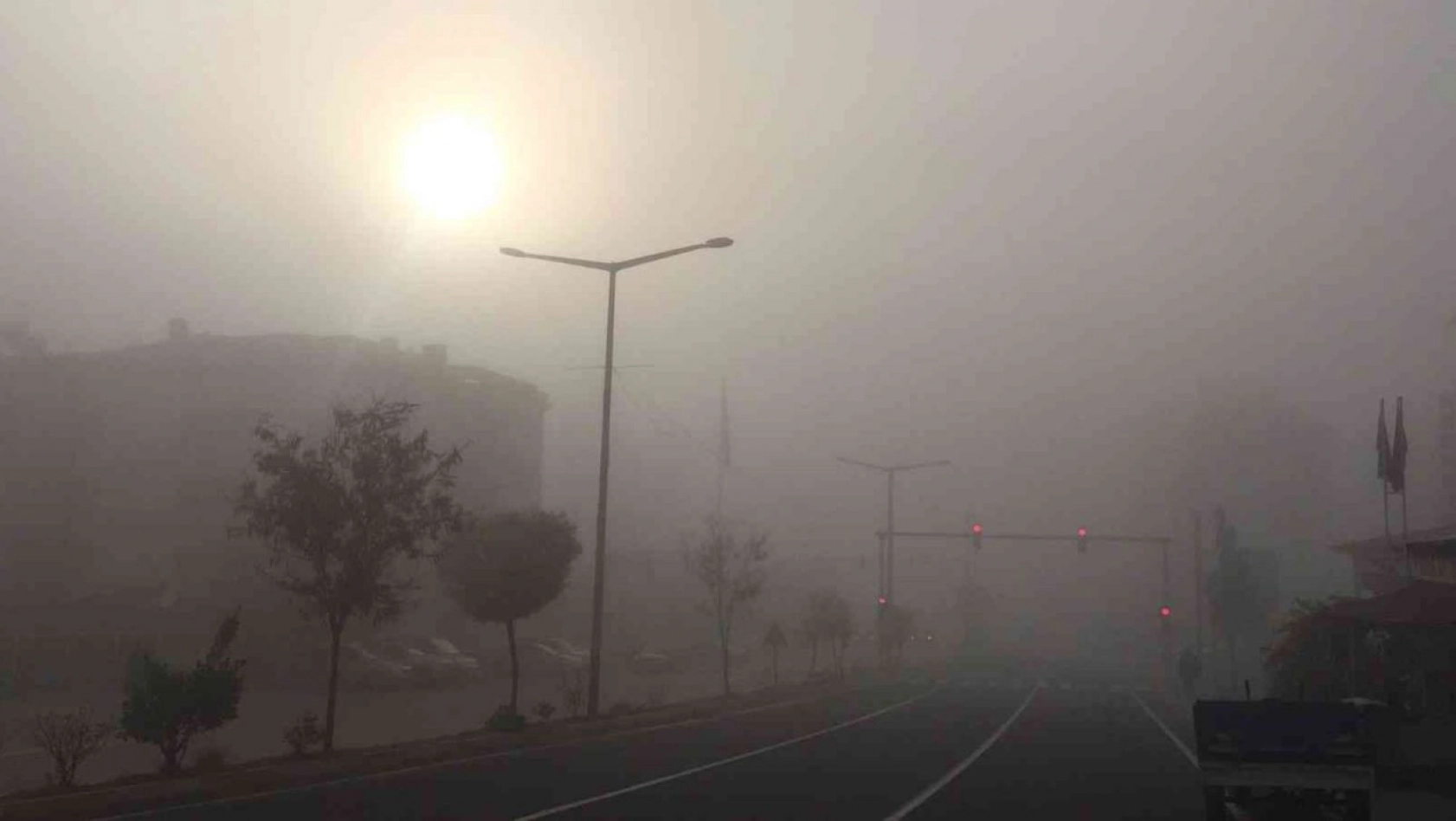 Darende'de sabah saatlerinde yoğun sis