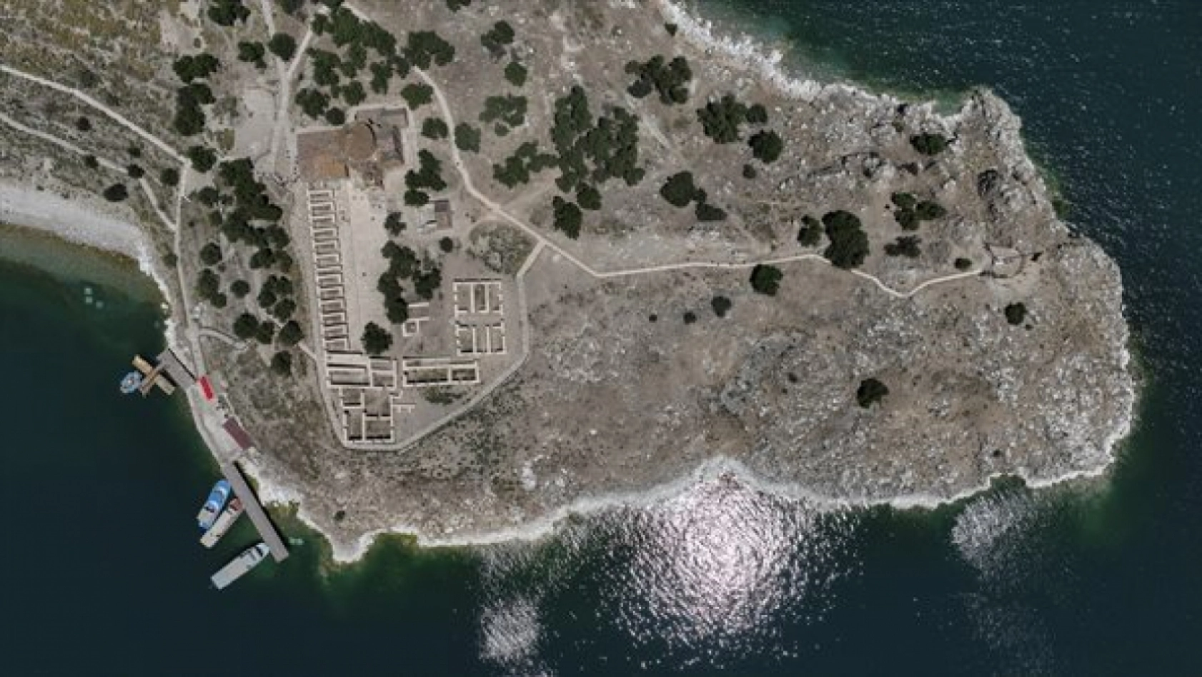 Van Gölü'ndeki Akdamar Adası