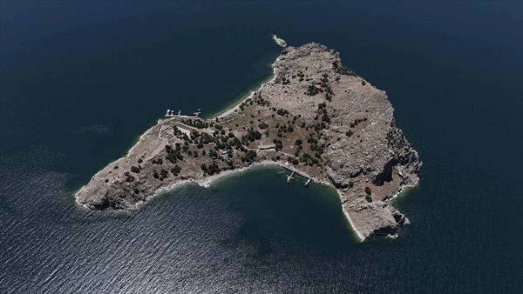 Van Gölü'ndeki Akdamar Adası