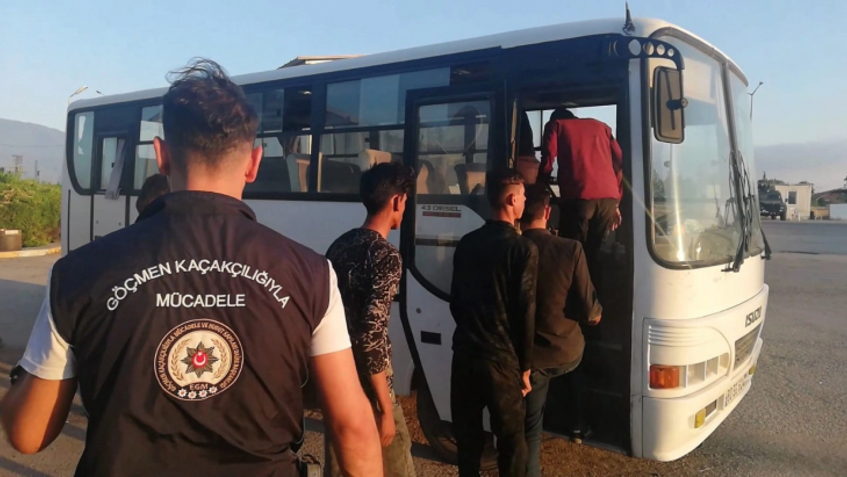 Osmaniye'de 6 düzensiz göçmen yakalandı